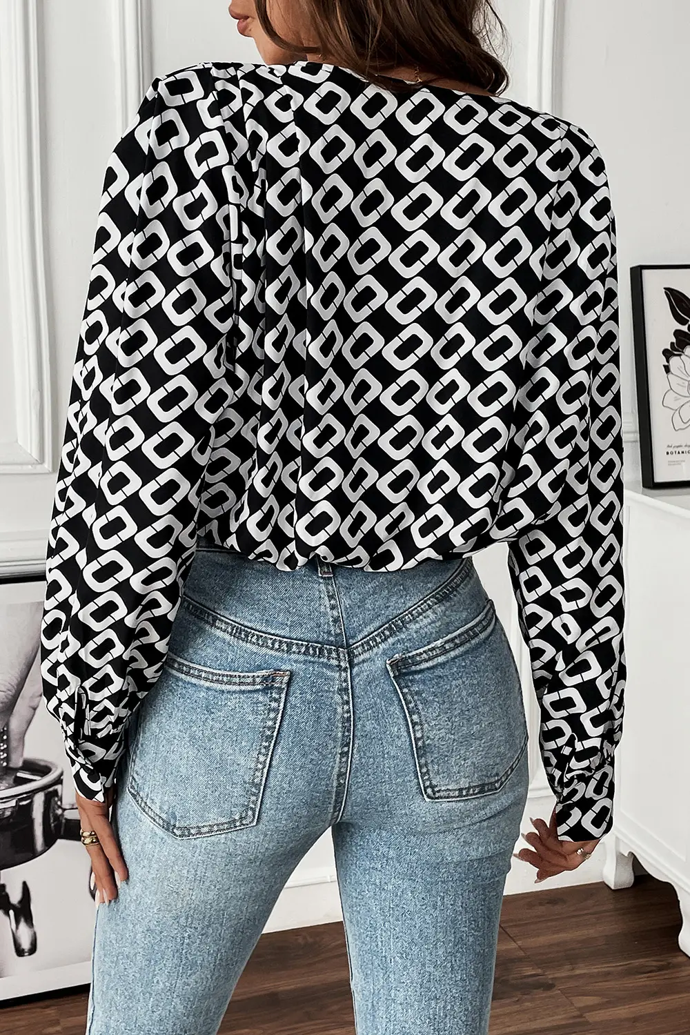 Geometric V-Neck Long Sleeve Blouse, image 6