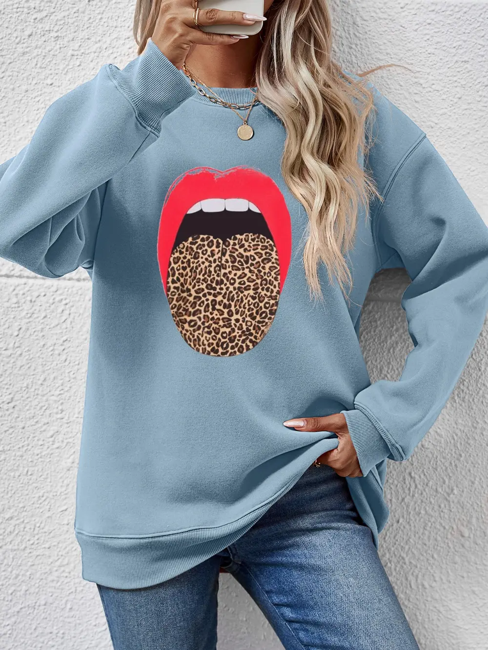 Leopard Lip Graphic Round Neck Sweatshirt, image 17