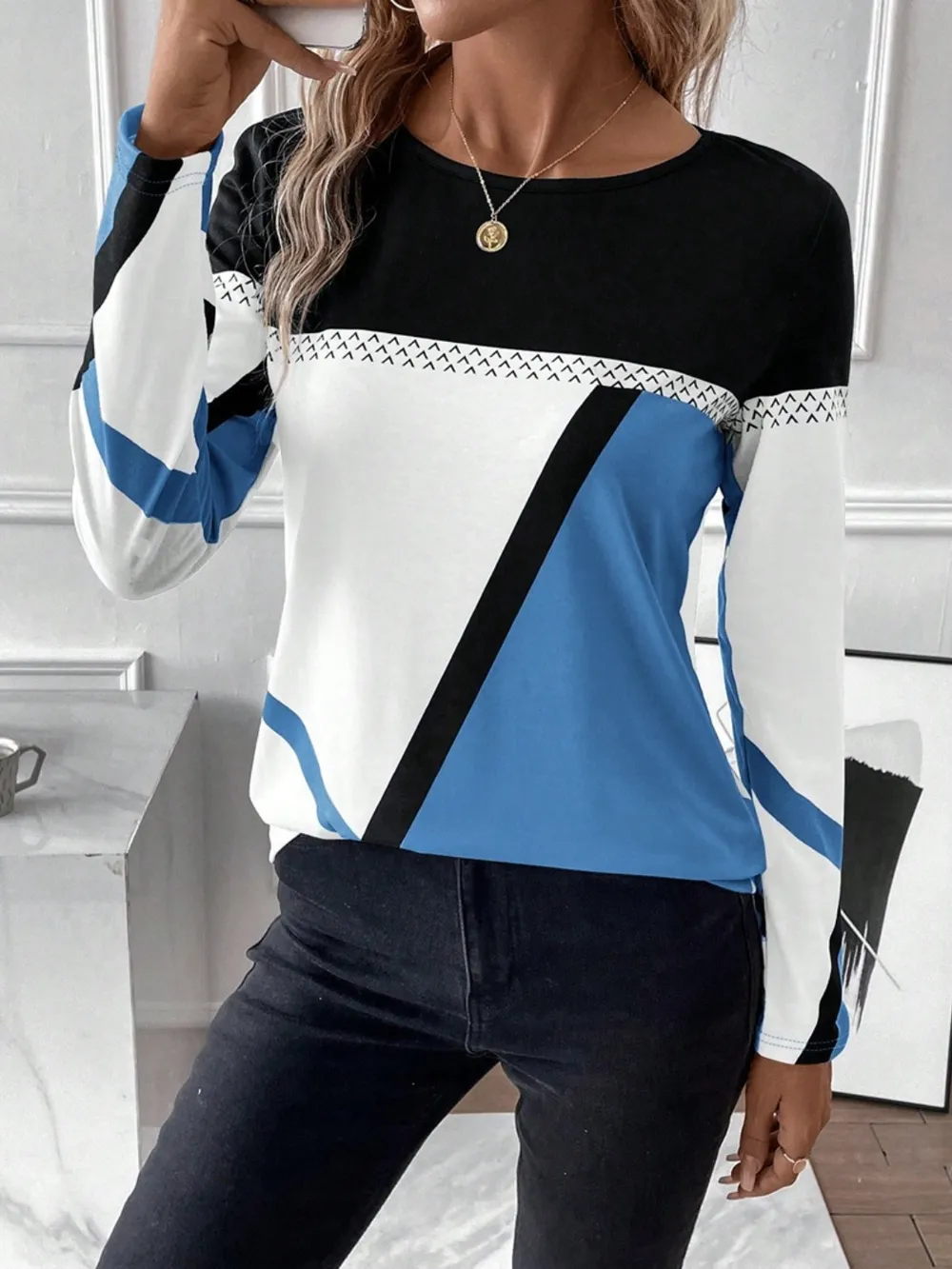 Contrast Round Neck Long Sleeve T-Shirt, image 7