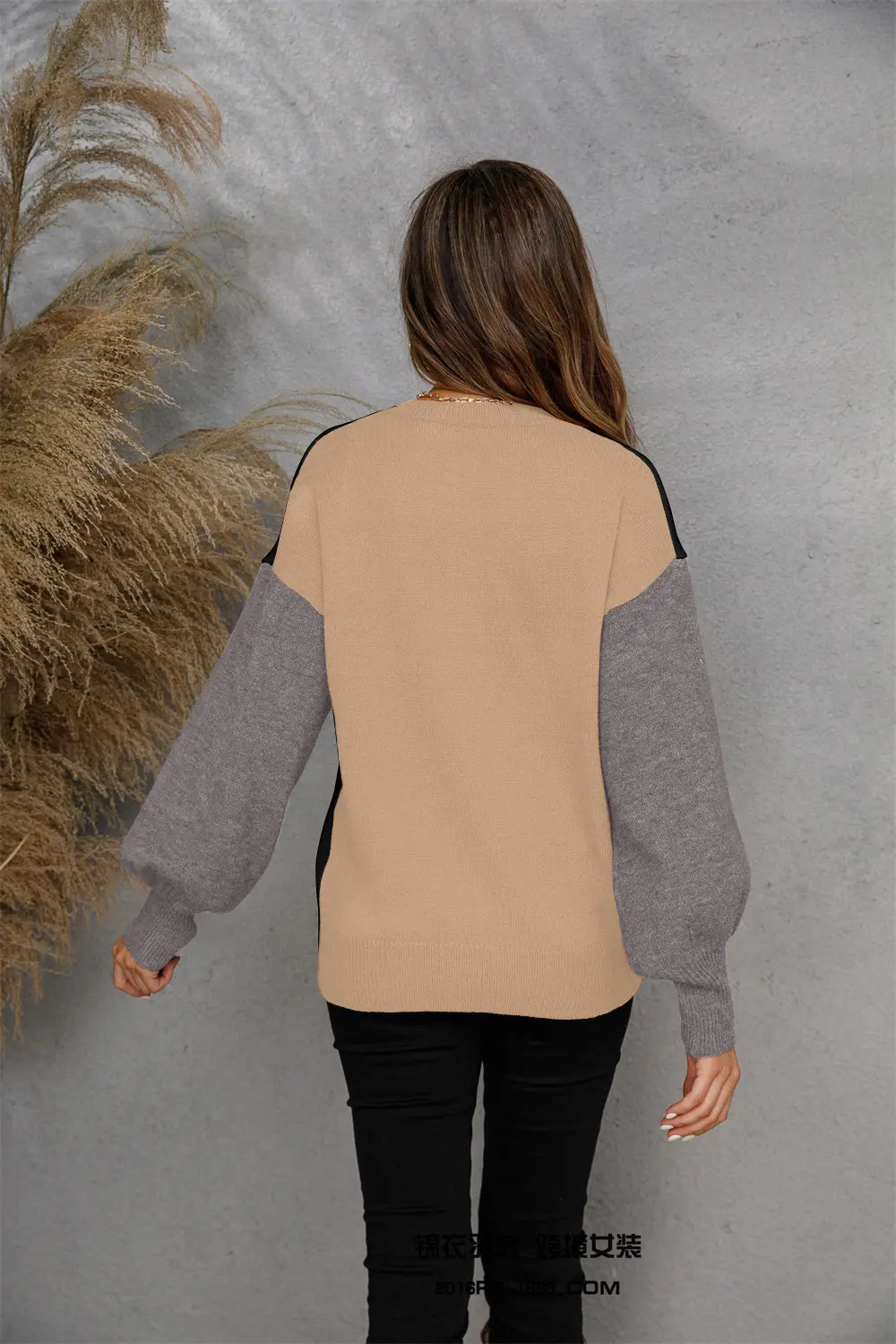 Round Neck Buttoned Knit Top, image 8