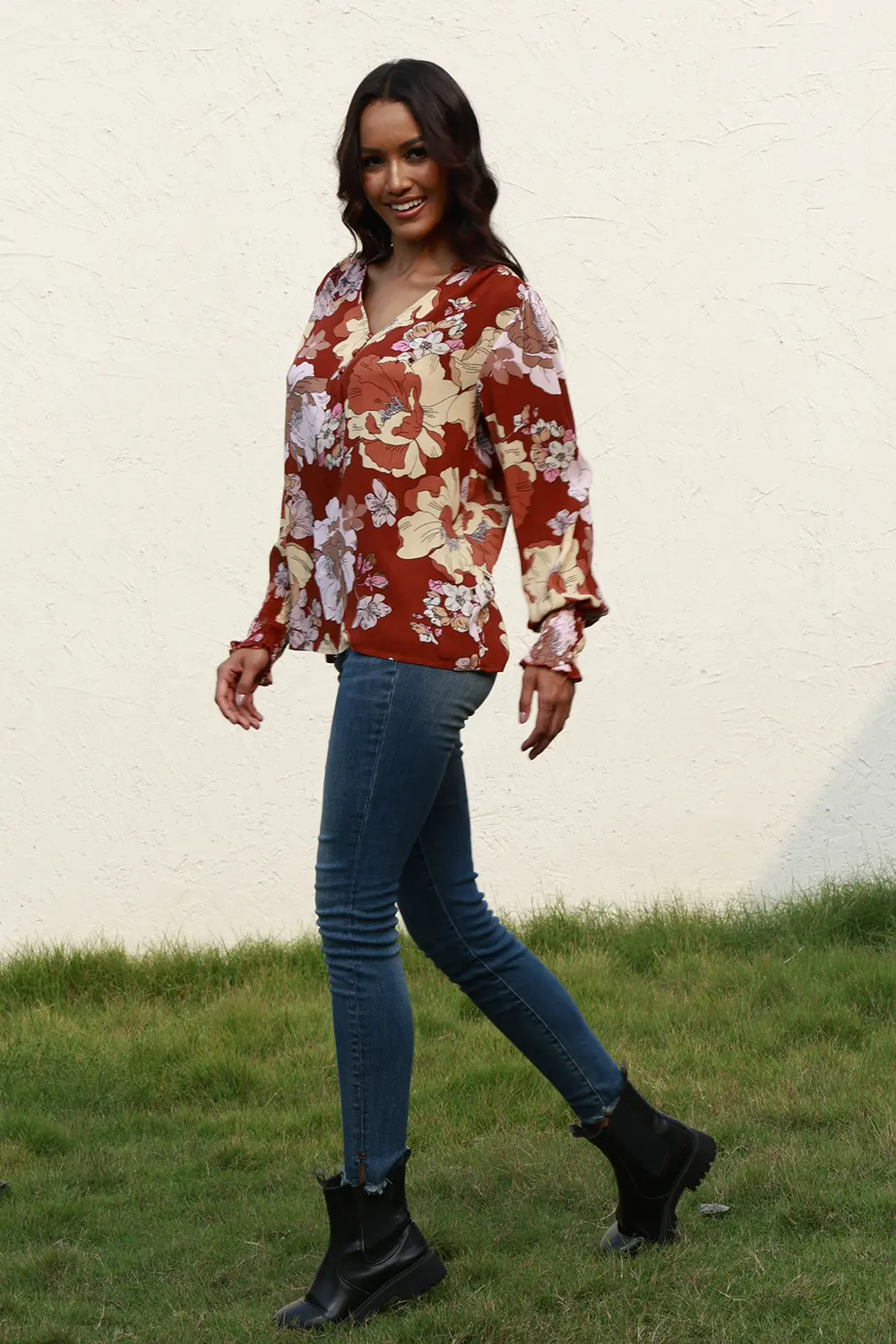 Floral V-Neck Smocked Lantern Sleeve Blouse, image 3