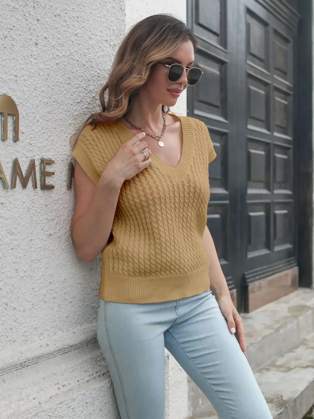 Cable-knit V-Neck Sweater Vest, image 3