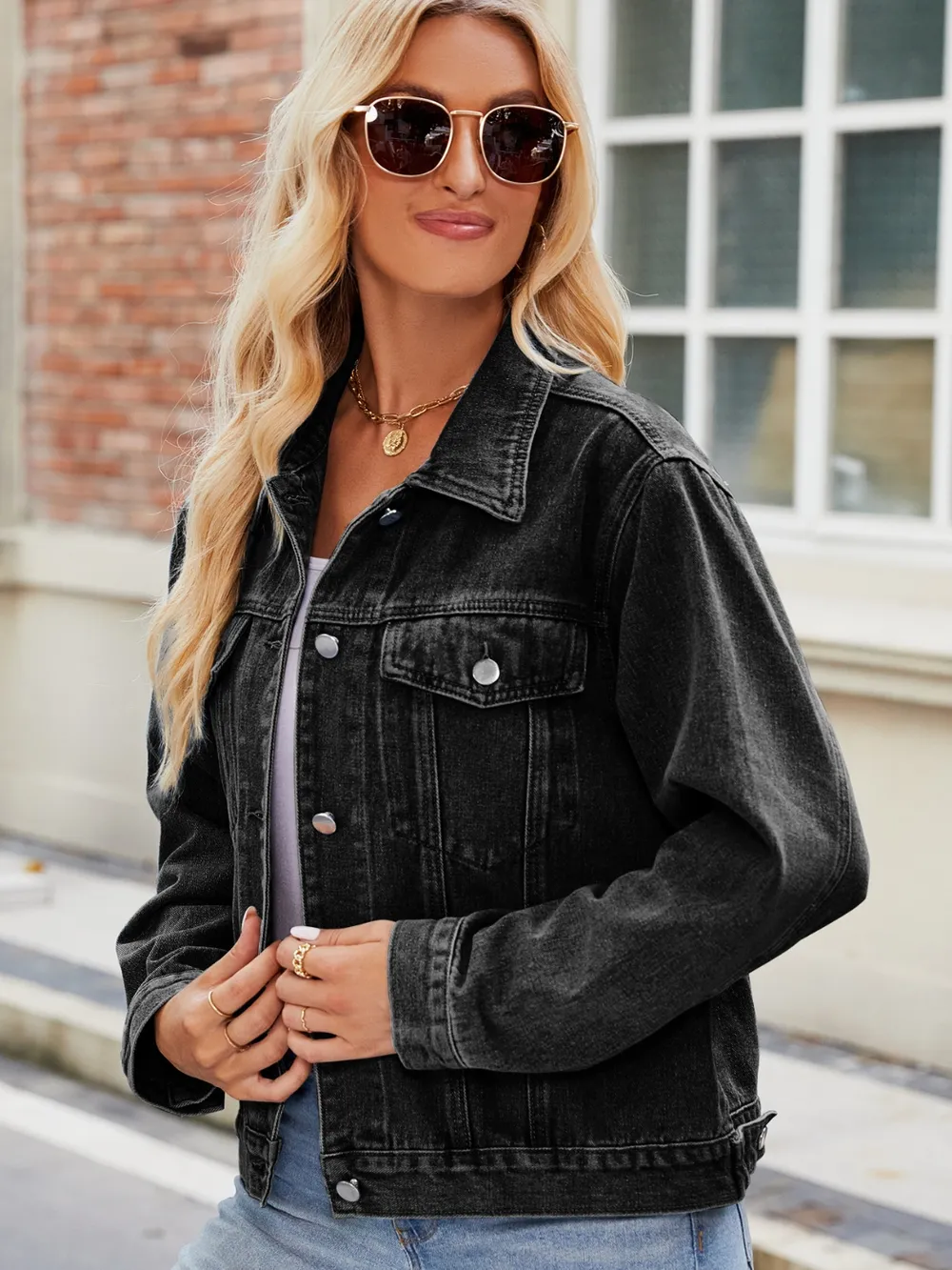 Pocketed Collared Neck Denim Jacket, image 3