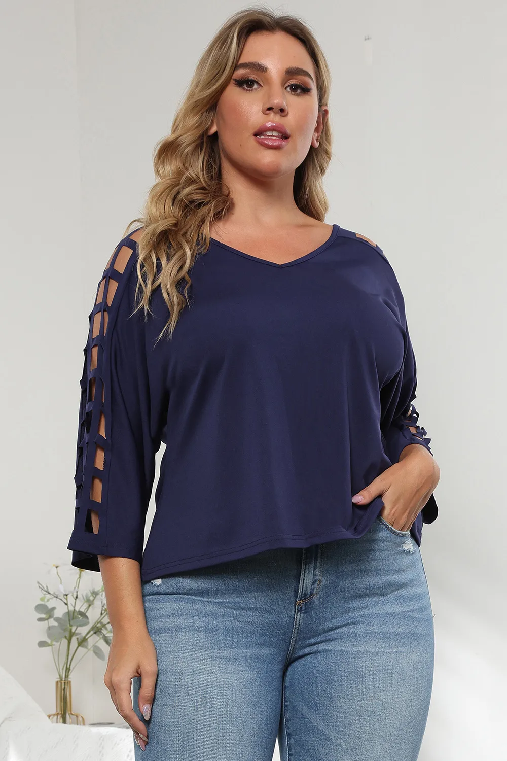 3/4 Sleeve Cutout Detail Top, image 2