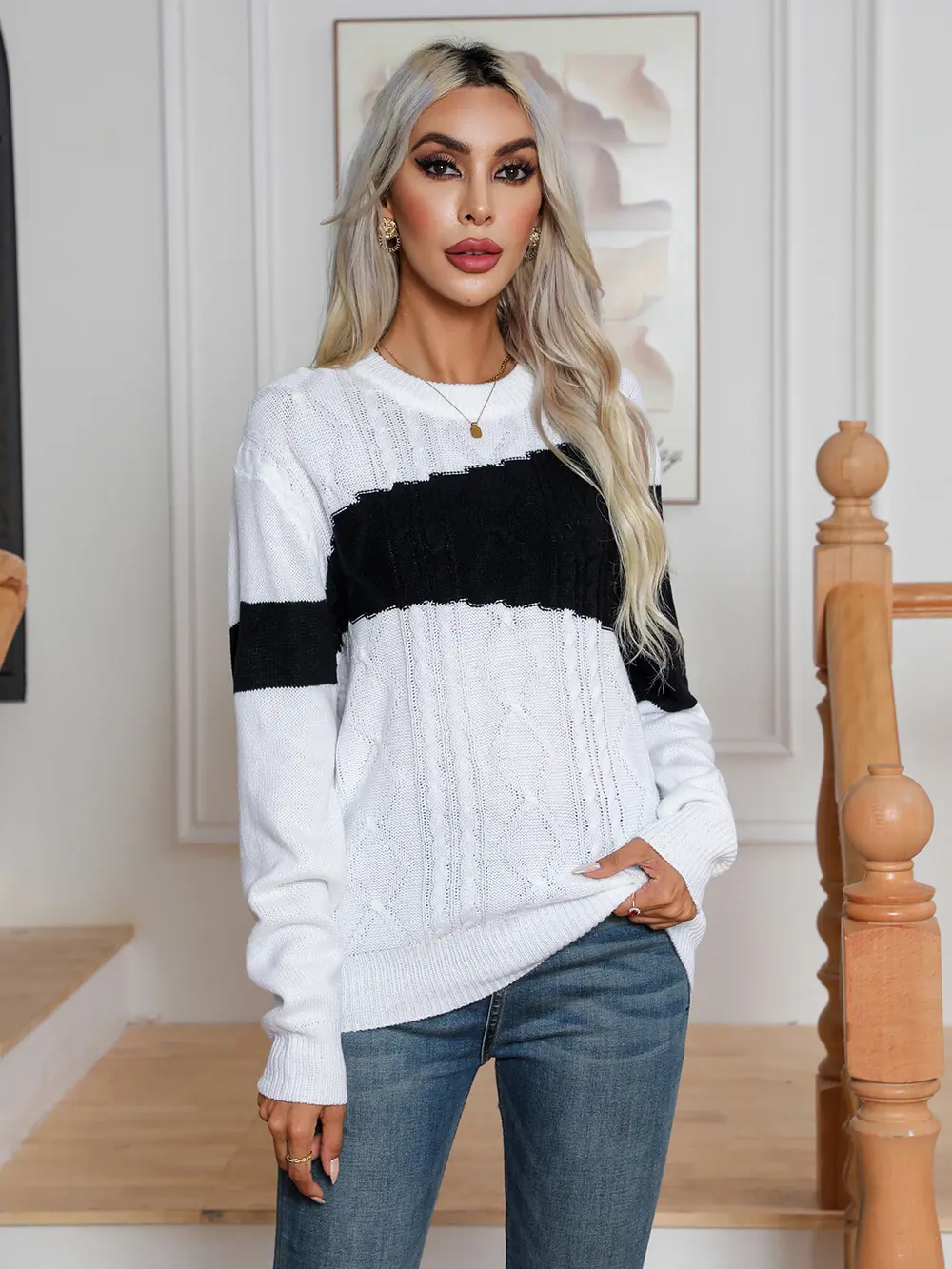 Color Block Cable-Knit Round Neck Sweater, image 4