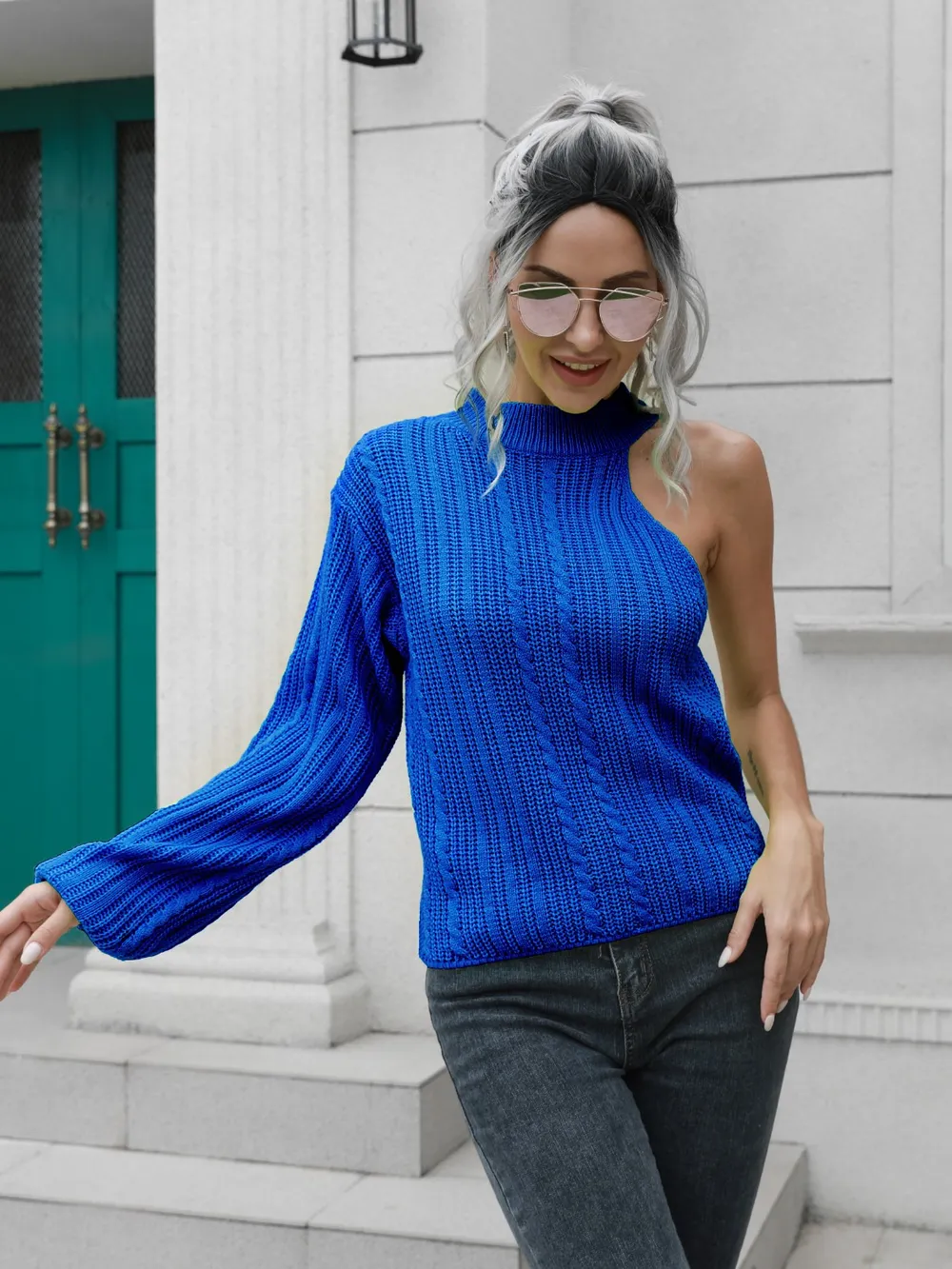 Cable-Knit Round Neck Asymmetrical Sweater, image 4