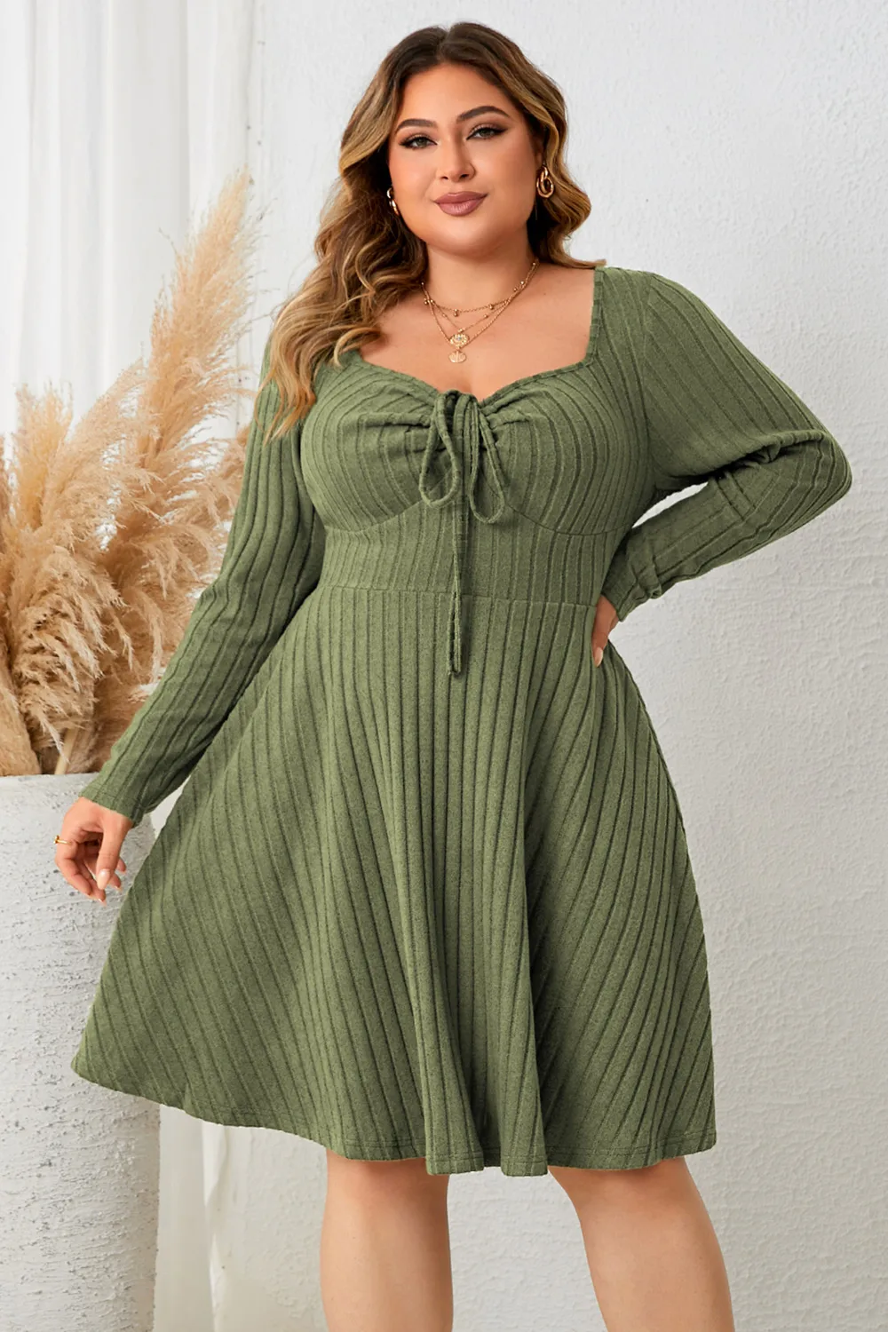 Plus Size Sweetheart Neck Long Sleeve Ribbed Dress, image 4