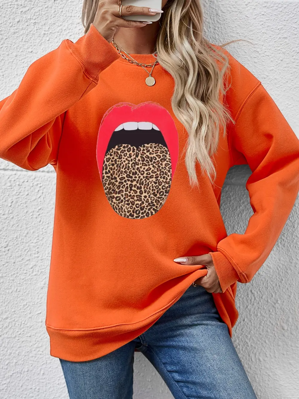 Leopard Lip Graphic Round Neck Sweatshirt, image 25