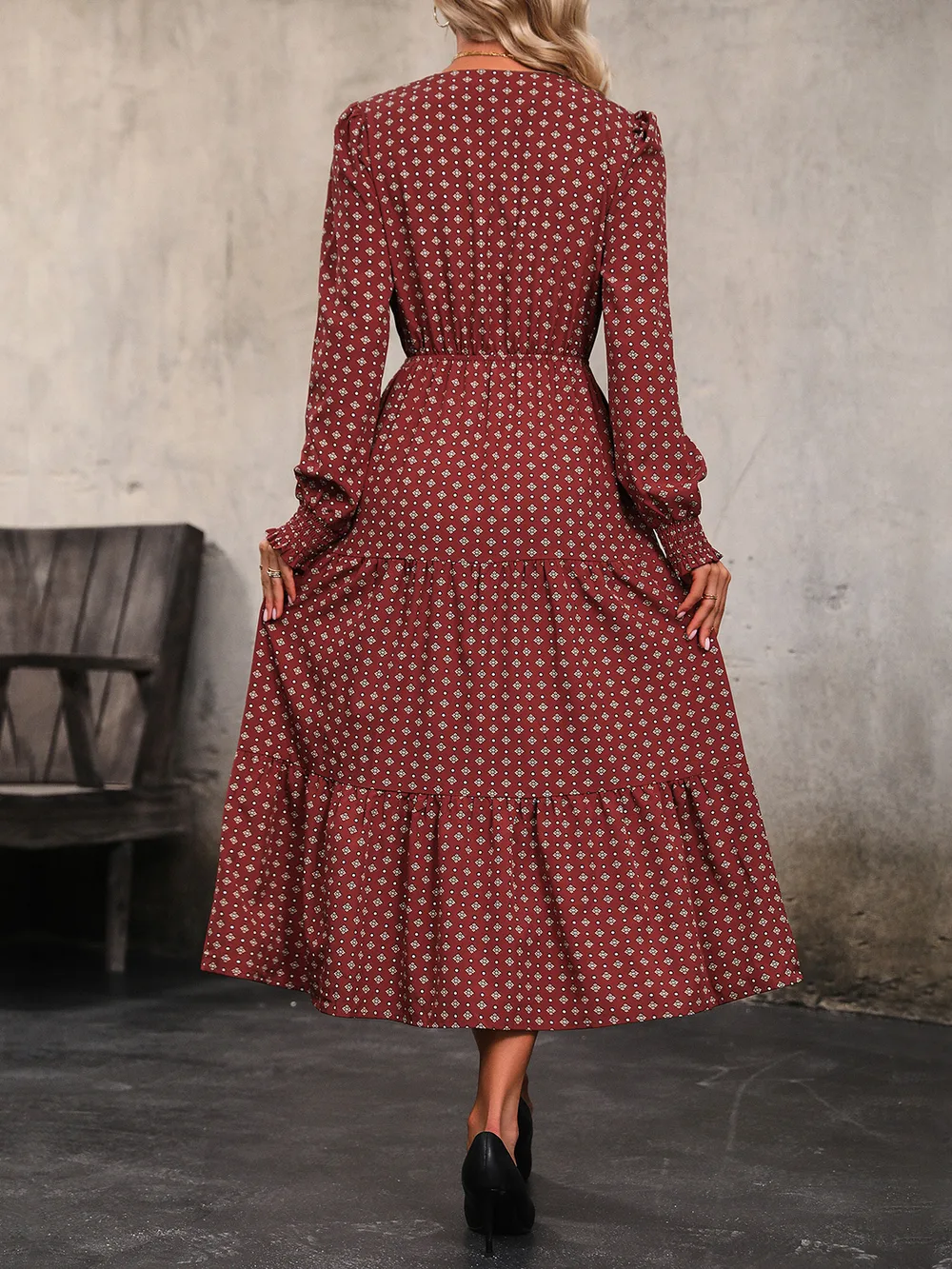 Printed Tiered V-Neck Buttoned Midi Dress, image 3