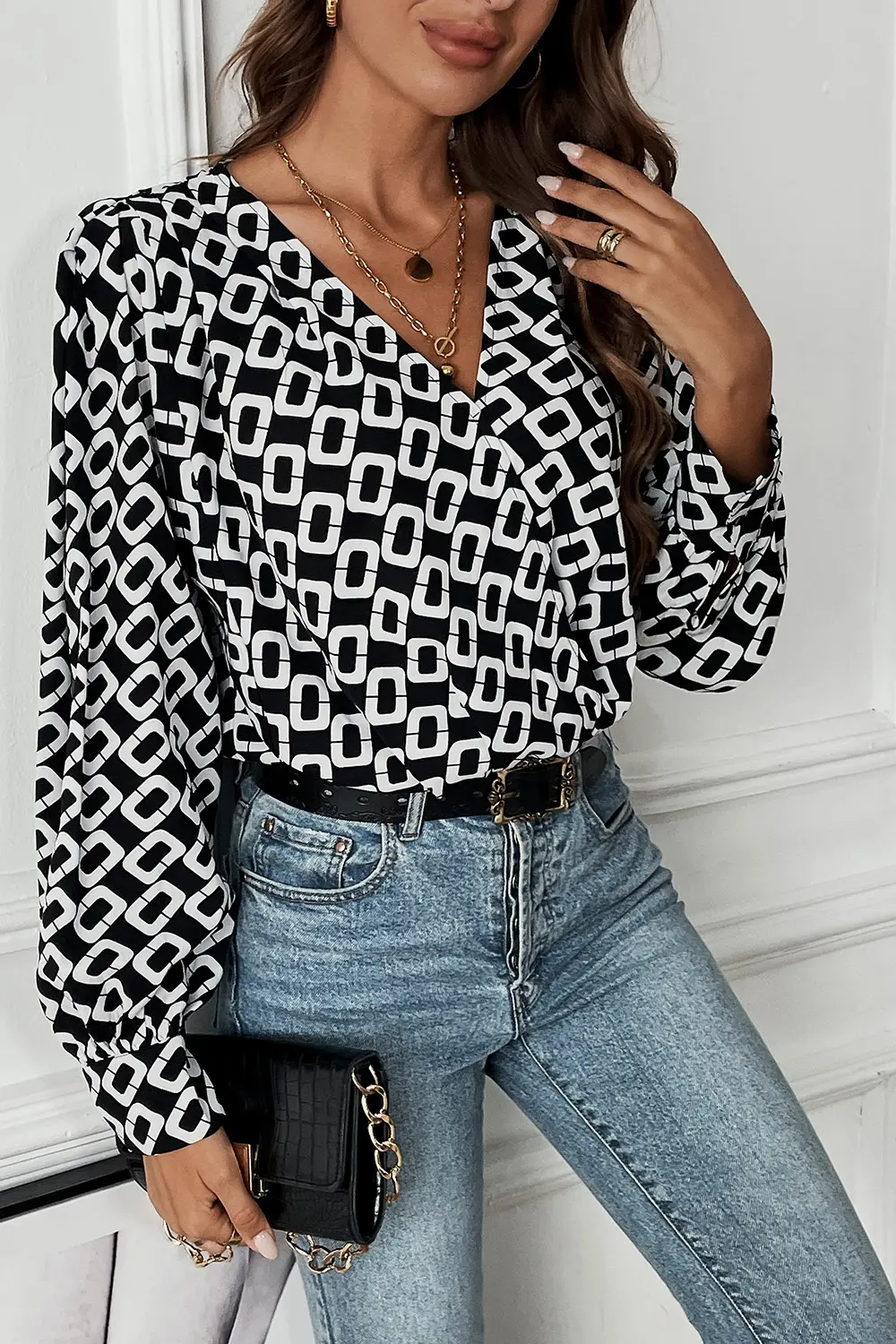 Geometric V-Neck Long Sleeve Blouse, image 4