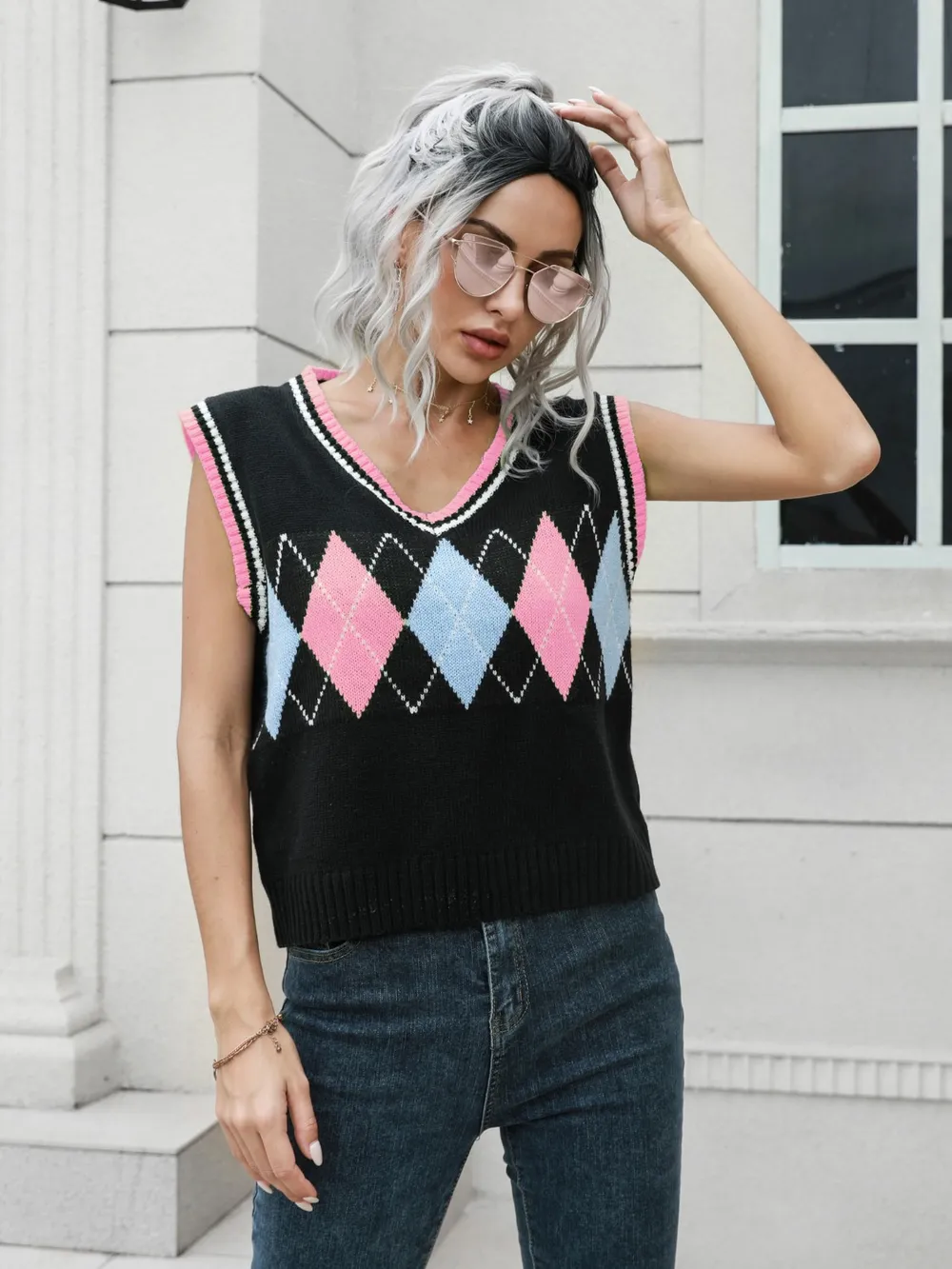 Geometric V-Neck Sweater Vest, image 7
