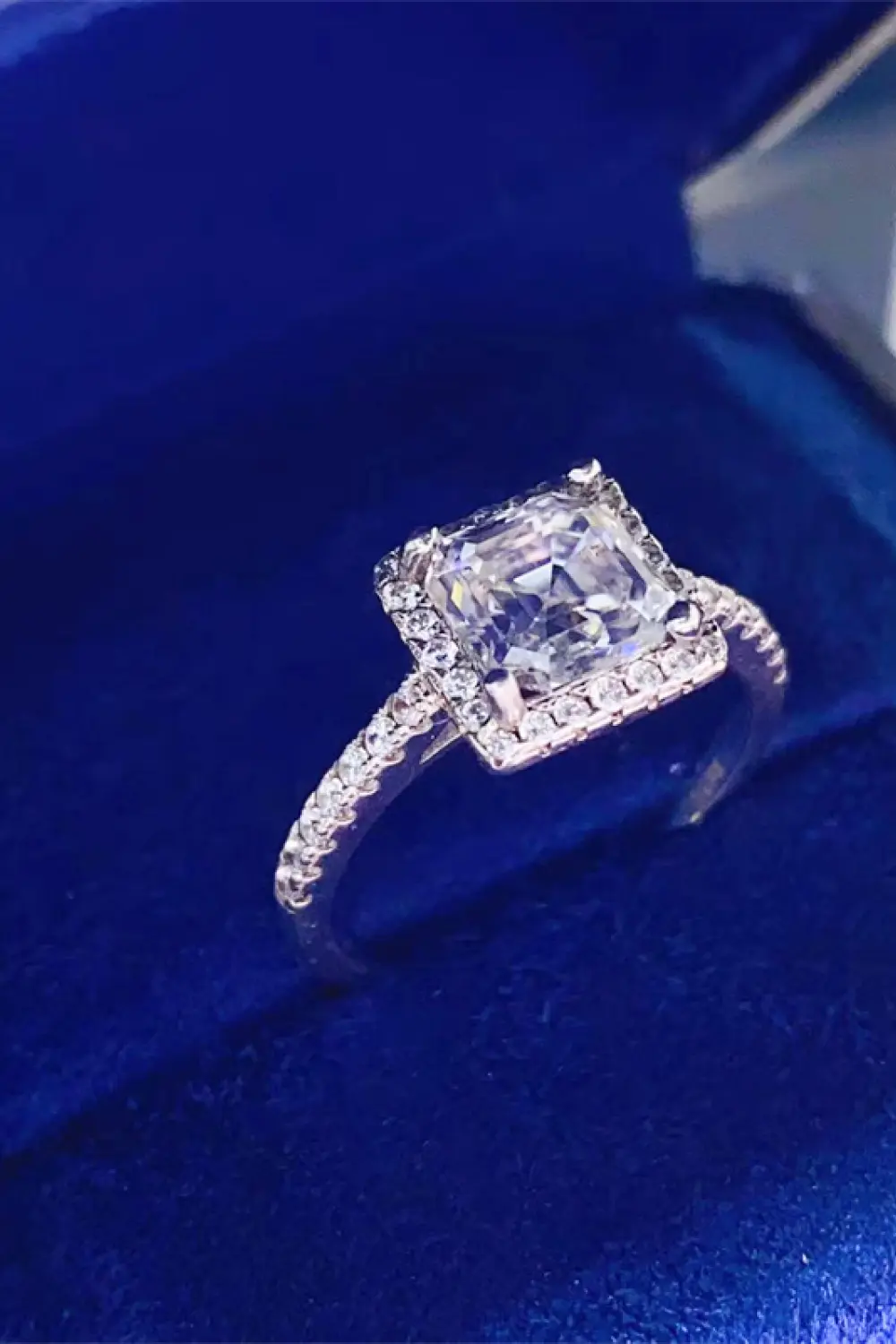 2 Carat Moissanite 925 Sterling Silver Ring, image 9