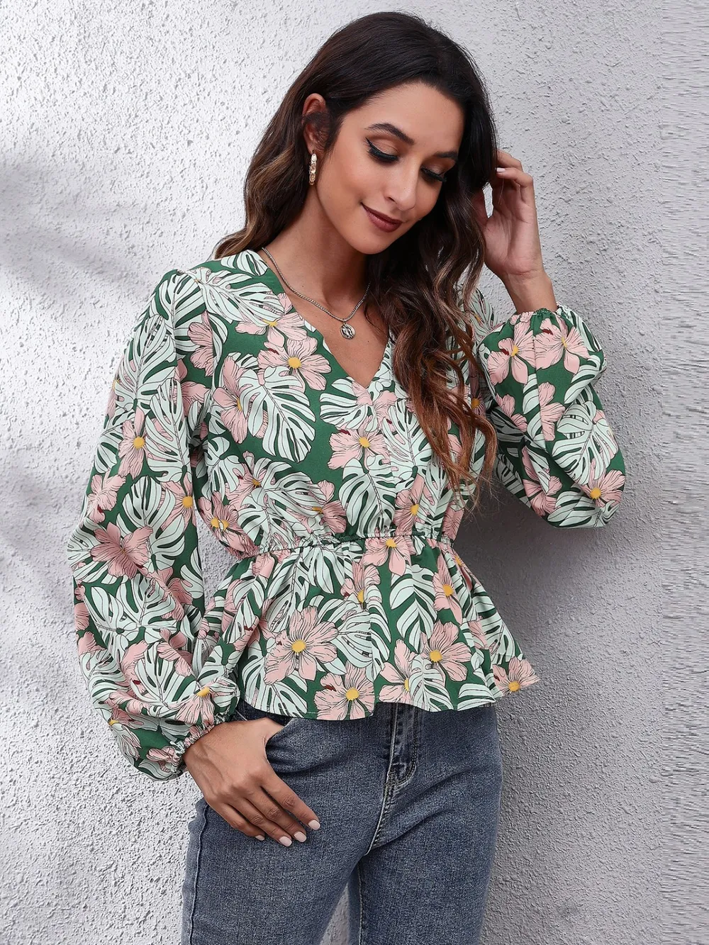 Floral V-Neck Balloon Sleeve Peplum Blouse, image 4