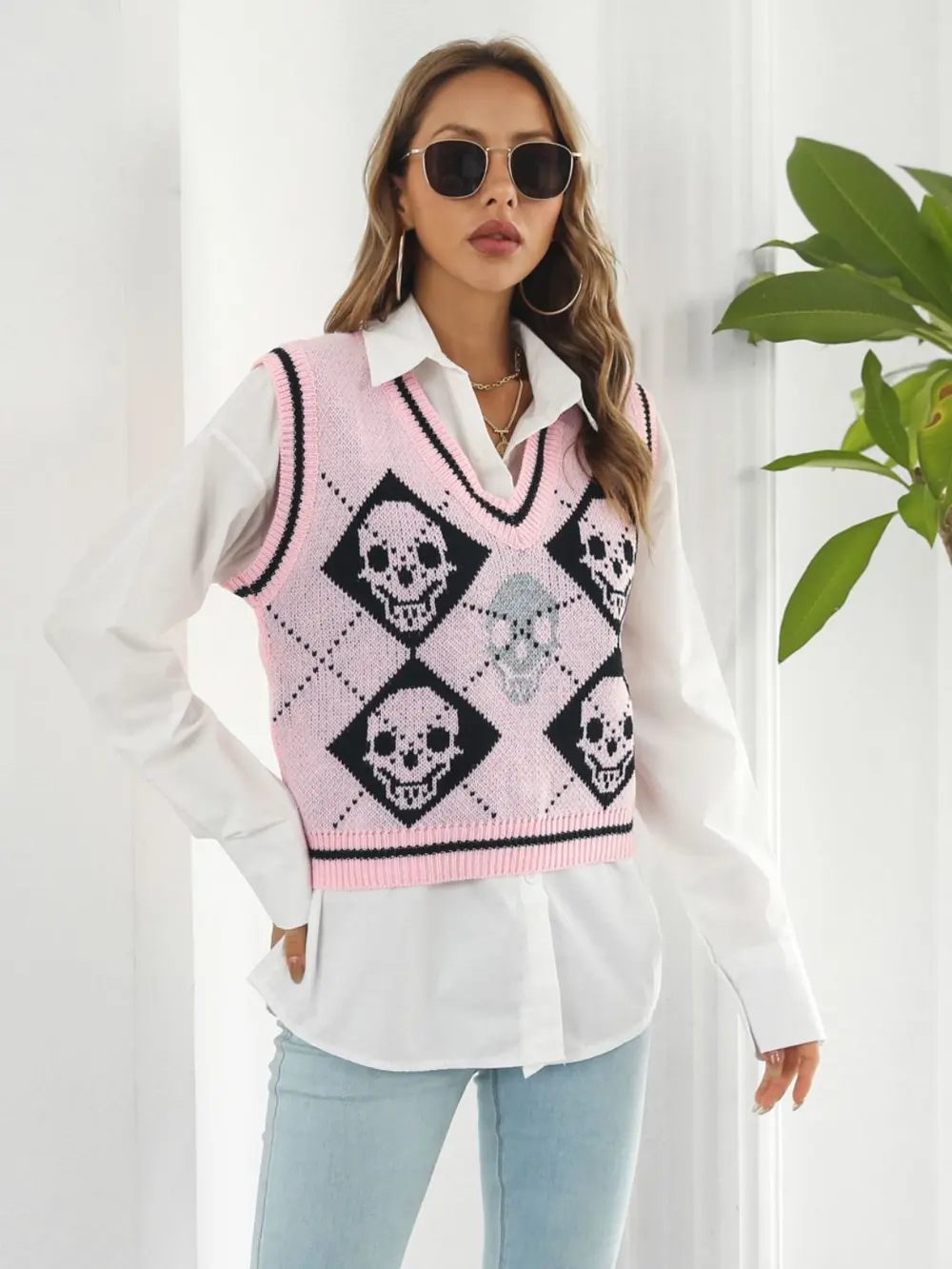 Skull Contrast V-Neck Sweater Vest, image 6