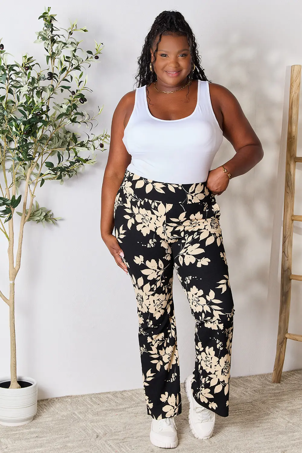 Full Size High Waist Floral Flare Pants, image 4