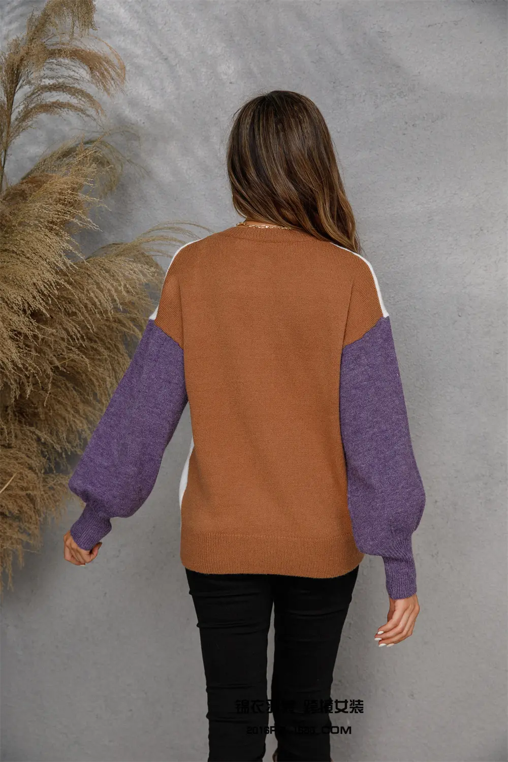 Round Neck Buttoned Knit Top, image 5