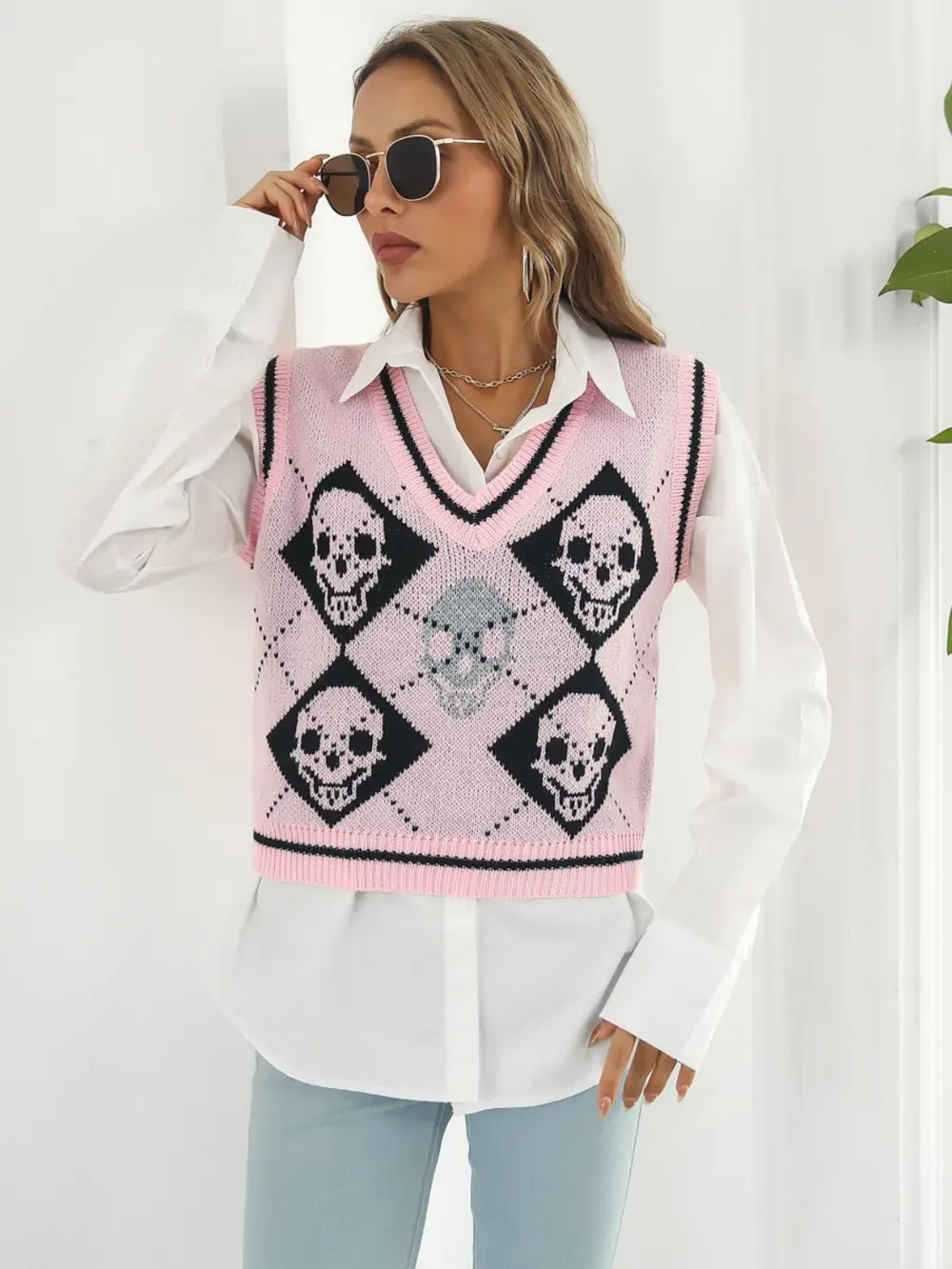 Skull Contrast V-Neck Sweater Vest, image 5