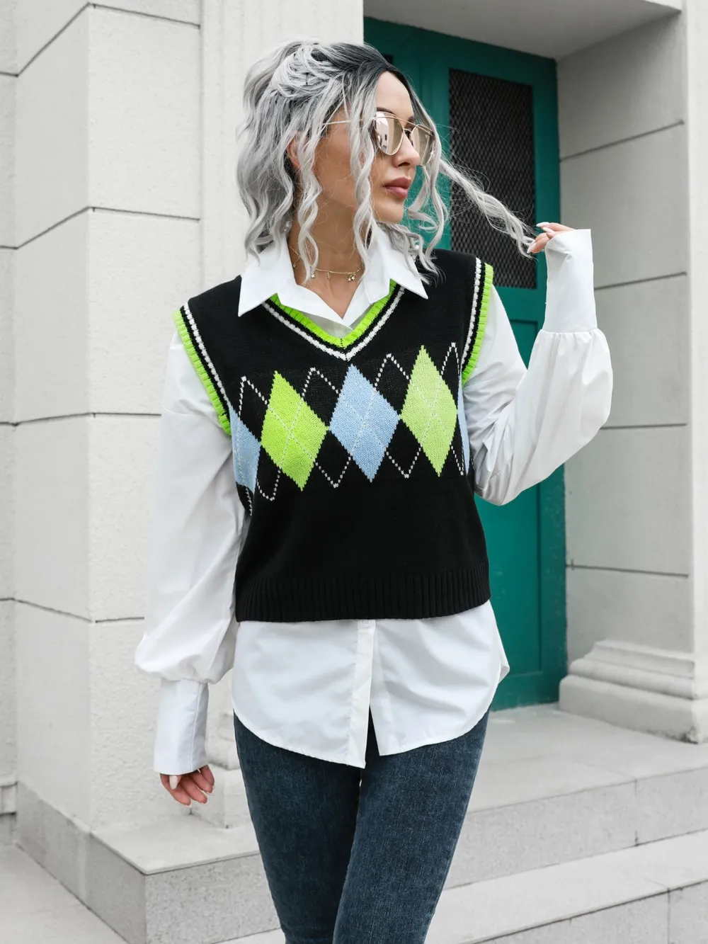 Geometric V-Neck Sweater Vest, image 4