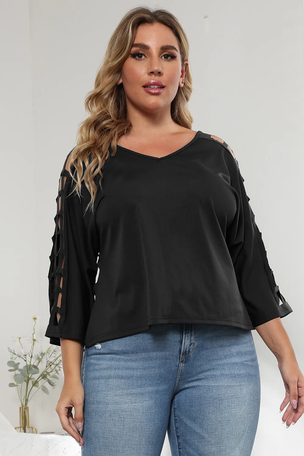 3/4 Sleeve Cutout Detail Top, image 17