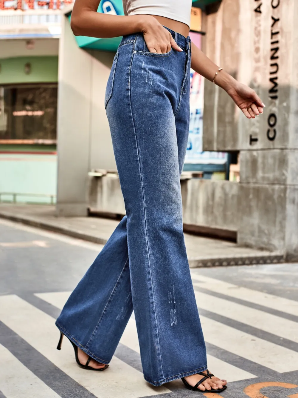High Rise Bootcut Jeans with Pockets, image 2