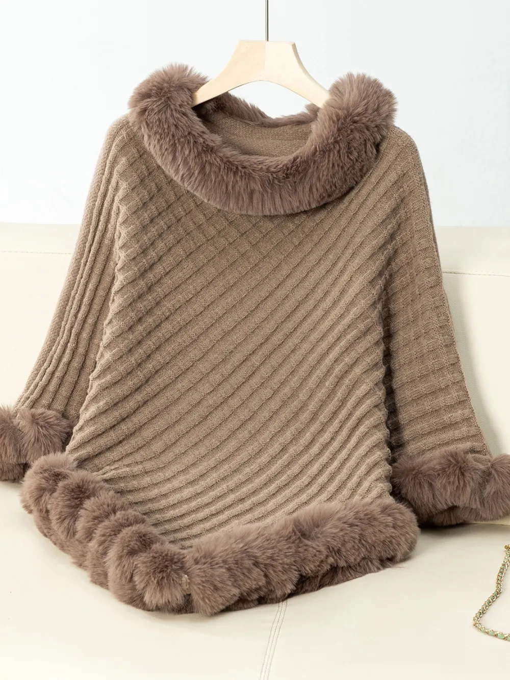 Fuzzy Trim Texture Three-Quarter Sleeve Poncho, image 7