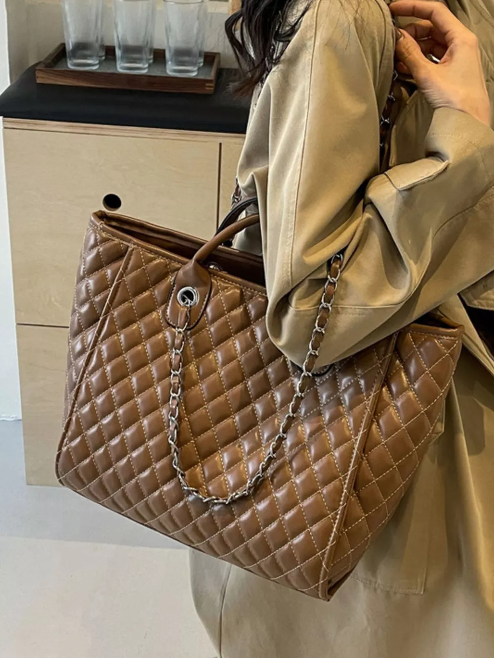 Quilted Chain Shoulder Bag, image 4