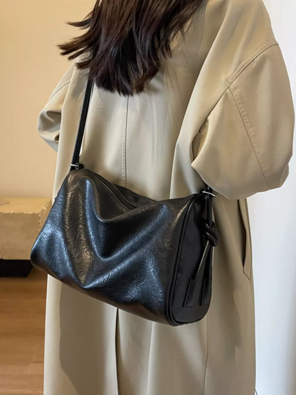 Vintage Style Leather Crossbody Bag, image 3