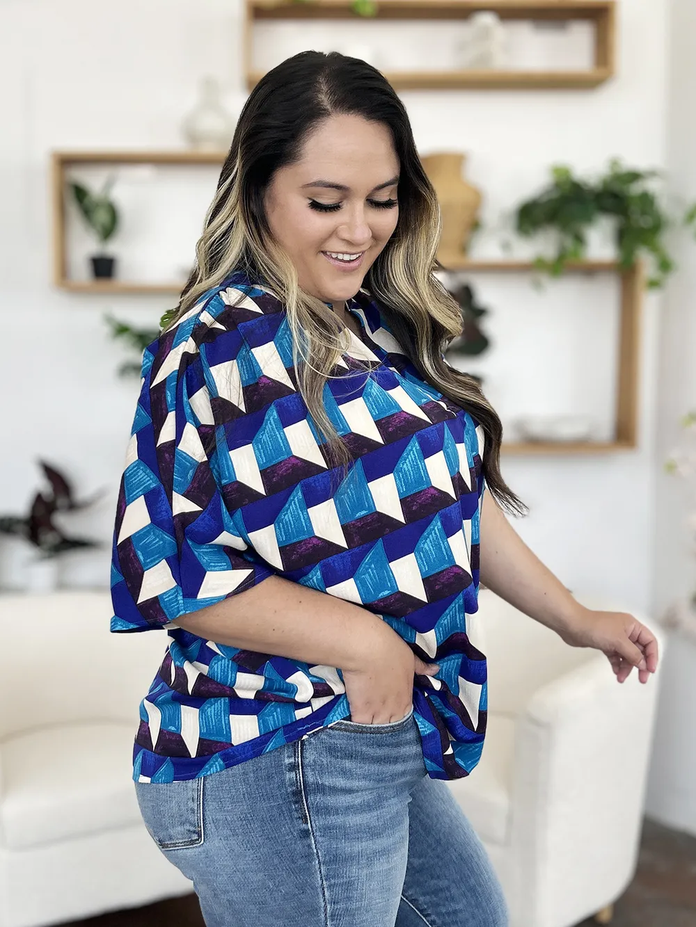 Full Size Geometric Notched Half Sleeve Blouse, image 2