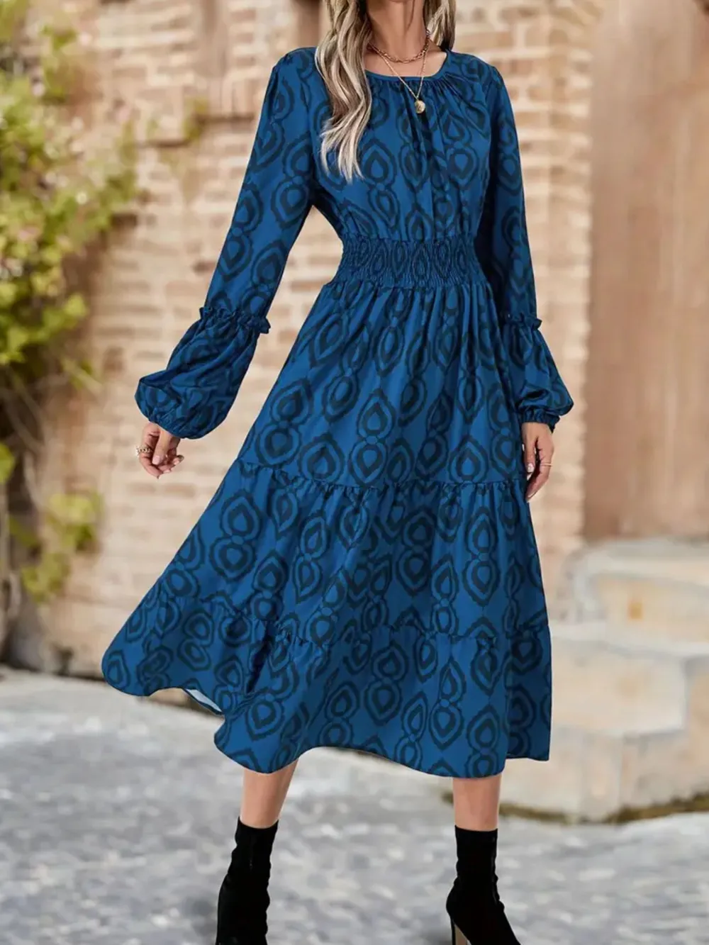 Printed Round Neck Balloon Sleeve Dress, image 2