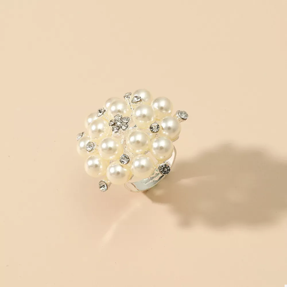 Pearl Cluster Ring, image 10