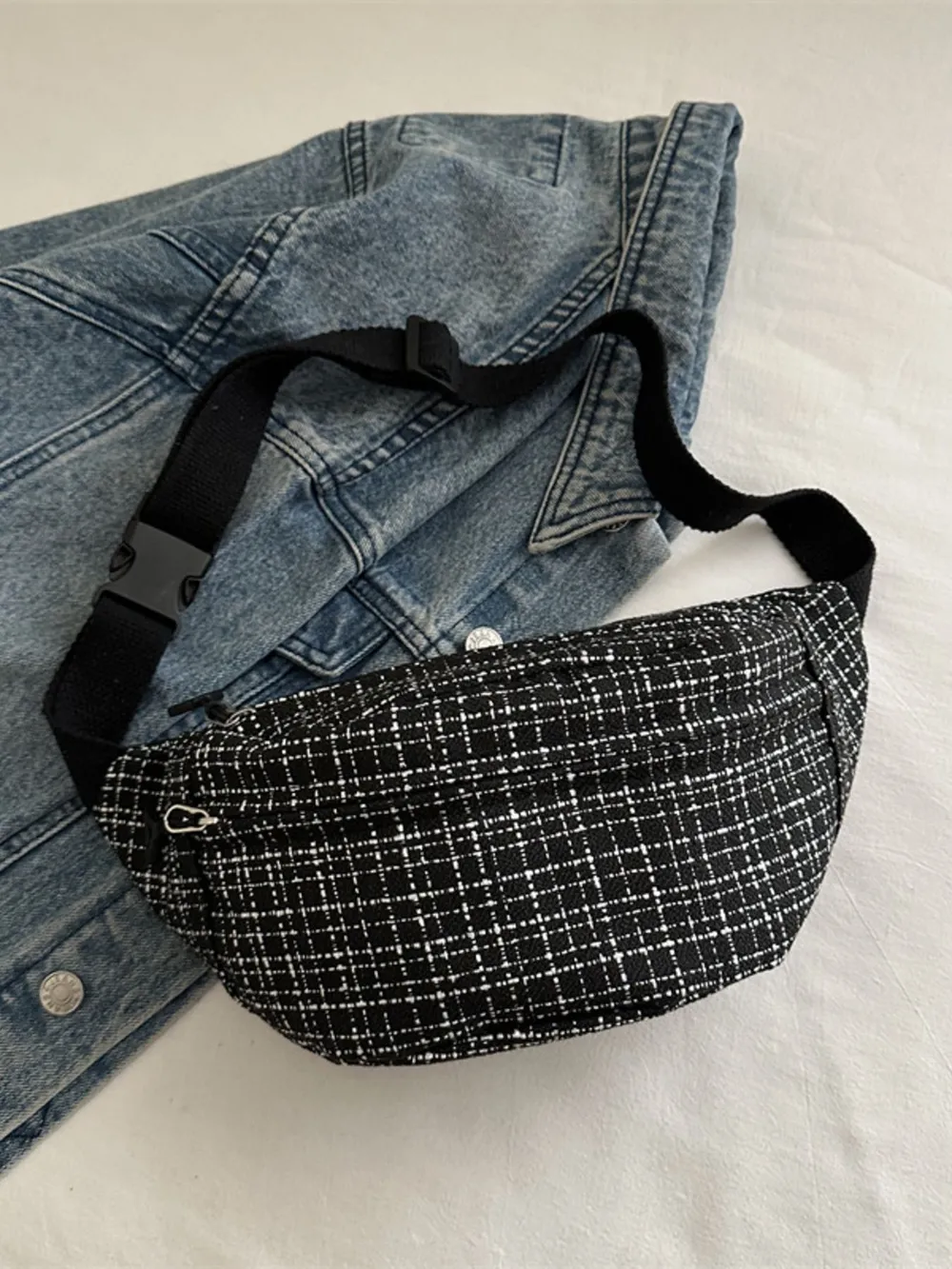 Plaid Pattern Crossbody Bag, image 3