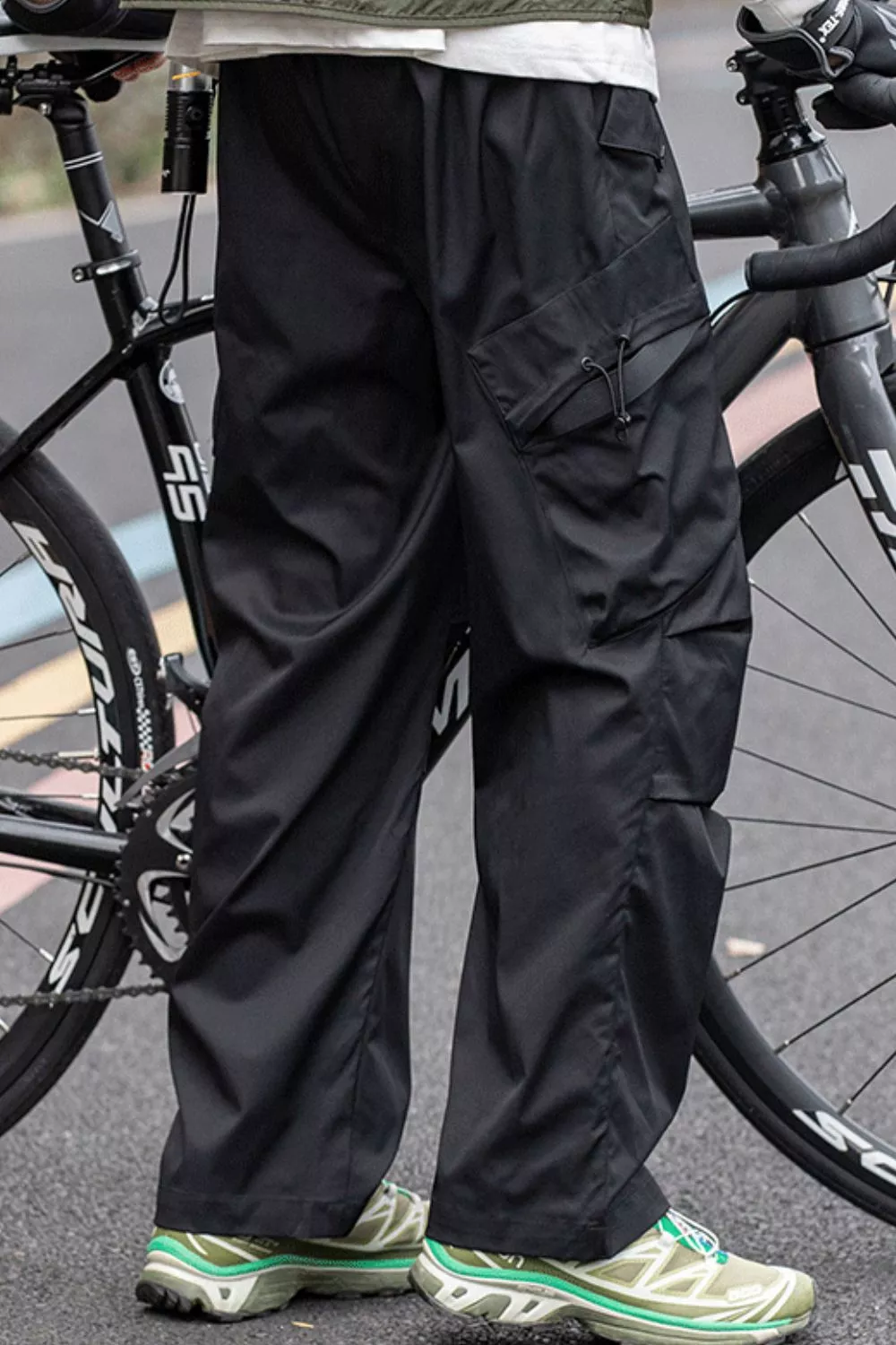 Men's Wide Leg Cargo Pants, image 3