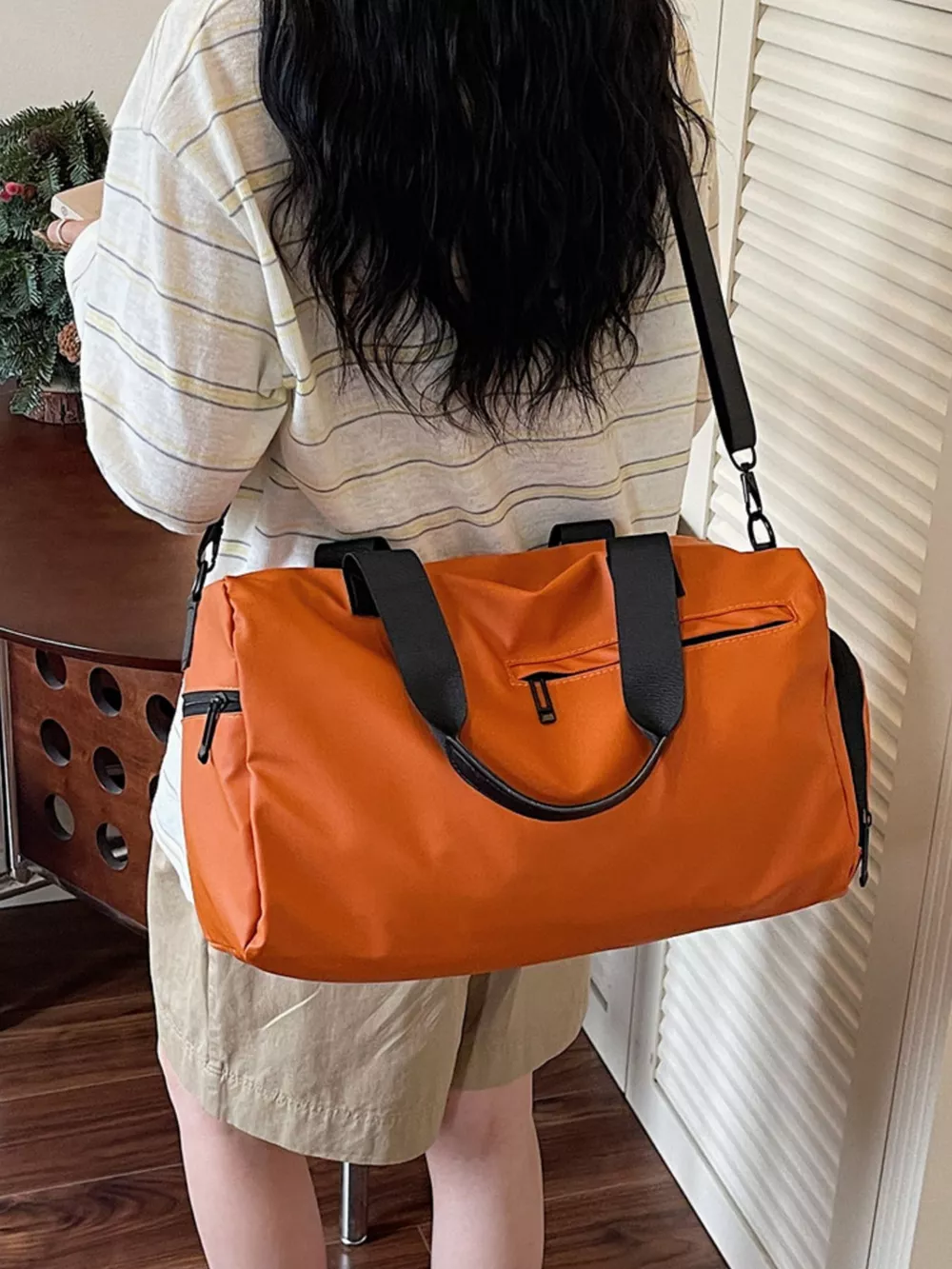 Lightweight Multi-Pocket Travel Bag, image 3