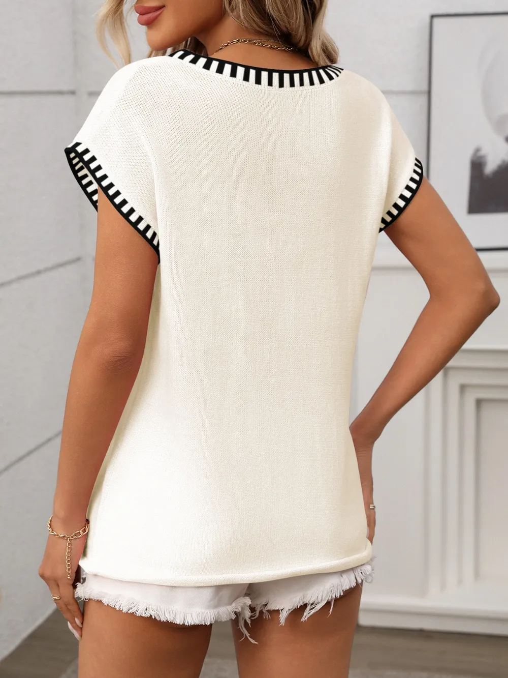 Contrast Trim V-Neck Short Sleeve Knit Top, image 2