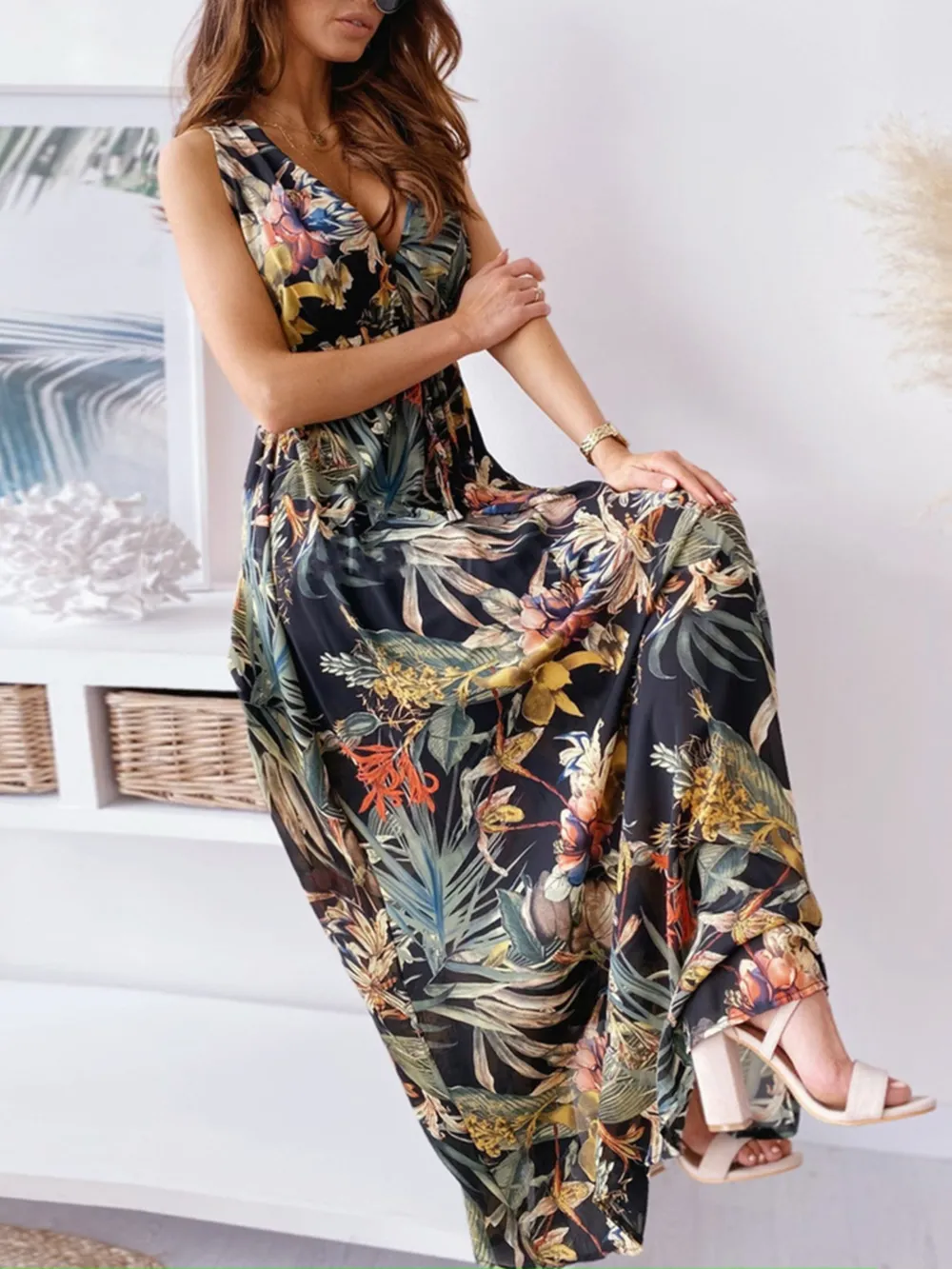 Leaf Print Sleeveless Maxi Dress, image 2