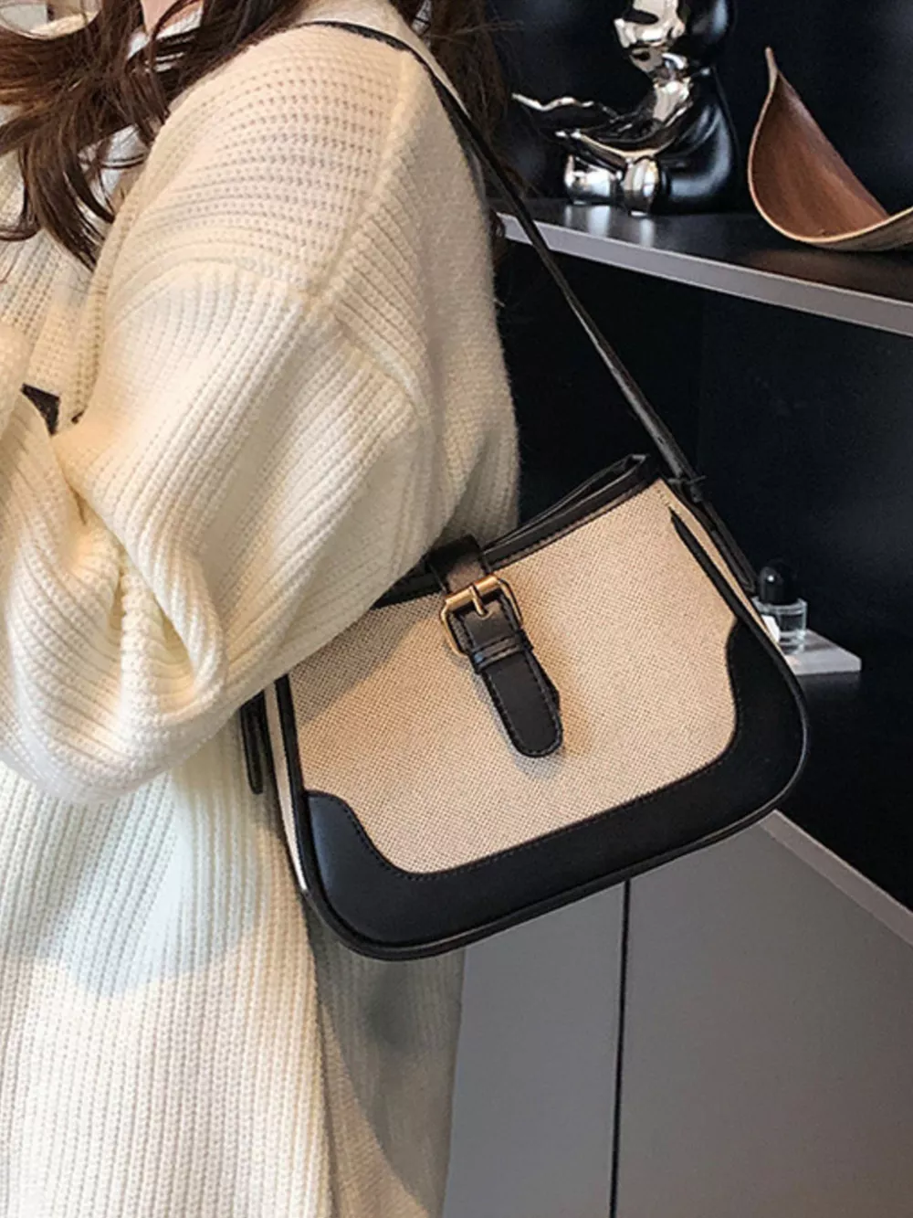 Contrast Buckle Shoulder Bag, image 2