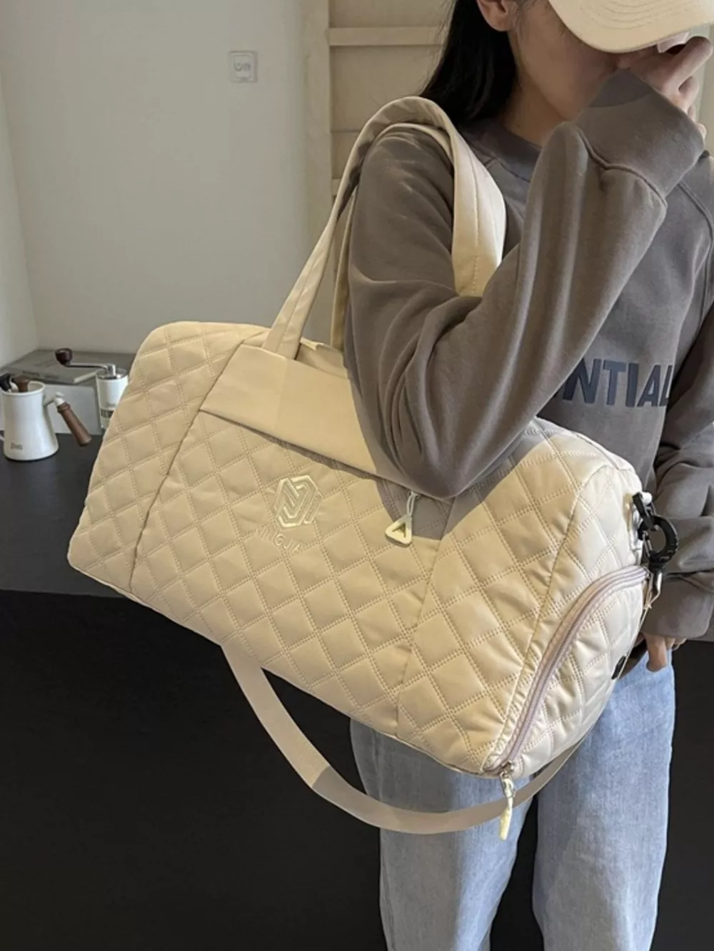 Quilted Duffel Bag with Adjustable Strap, image 5
