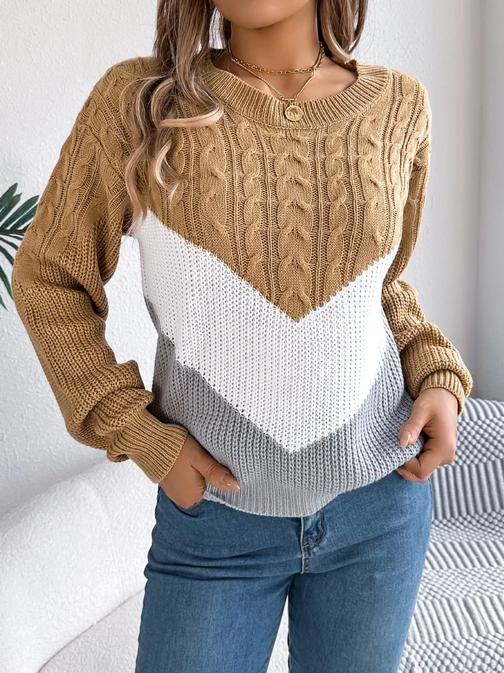 Cable-Knit Color Block Round Neck Sweater, image 5