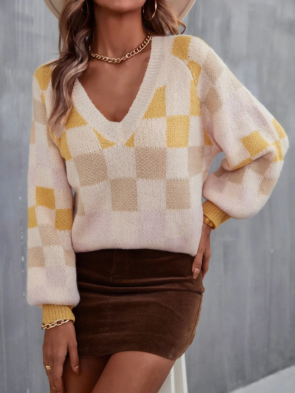 Checkered V-Neck Lantern Sleeve Sweater, image 2