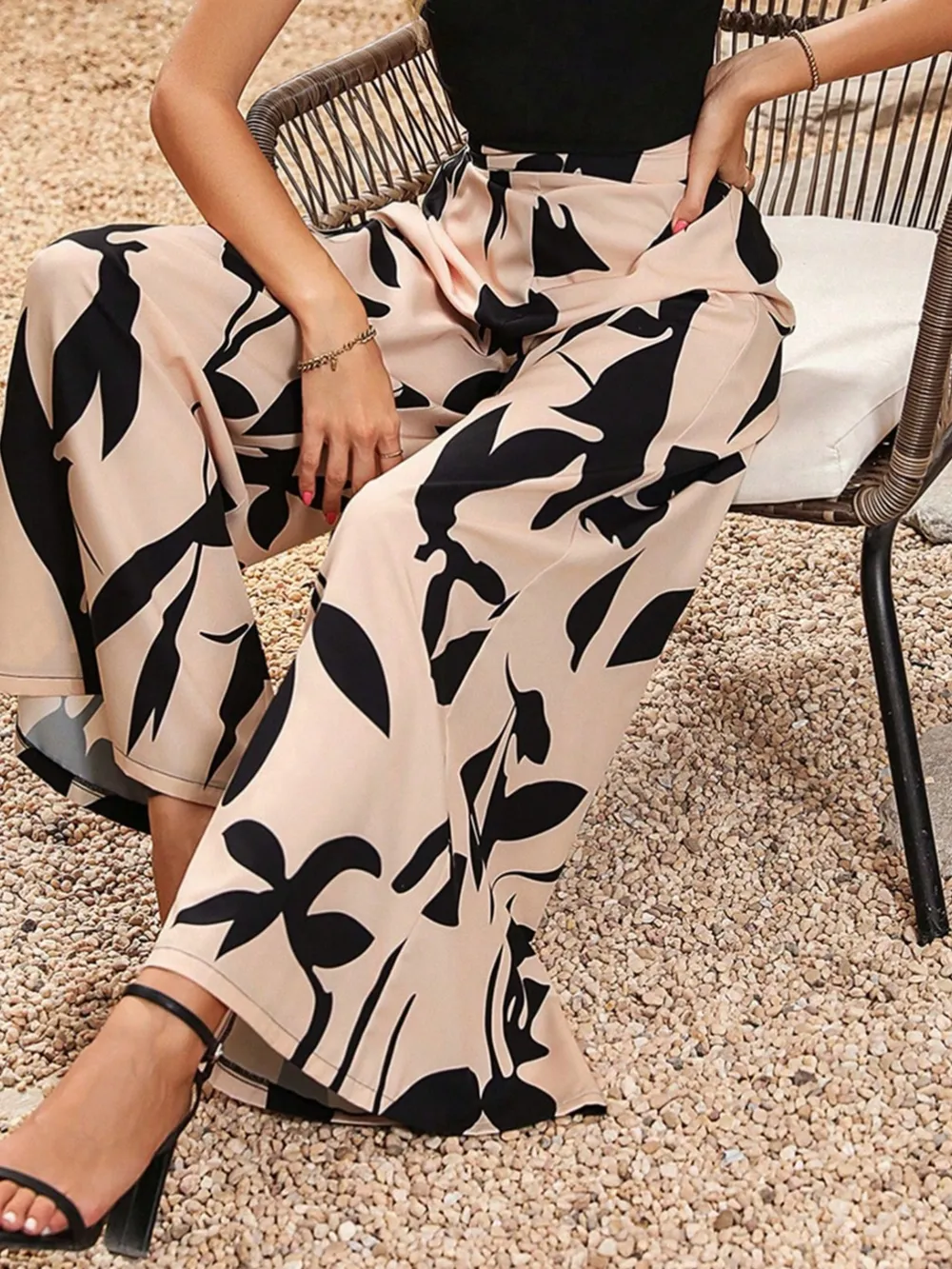 Printed Wide Leg Pants, image 2