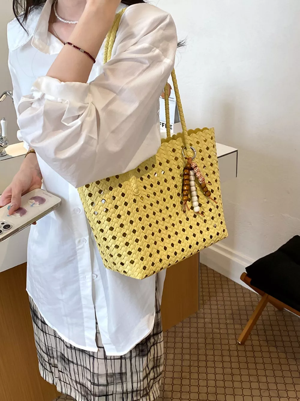 Cutout Leather Shoulder Bag, image 4