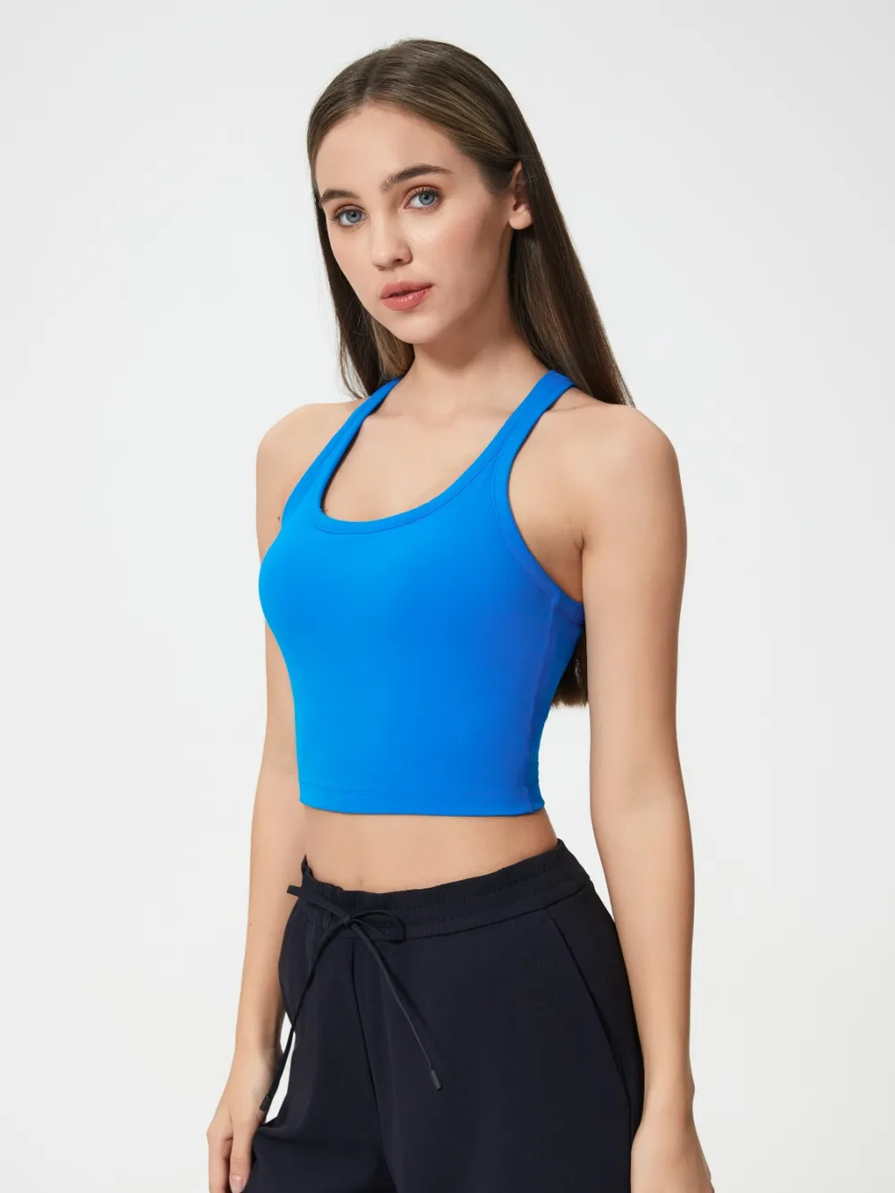 Scoop Neck Active Tank with Detachable Chest Pads, image 2