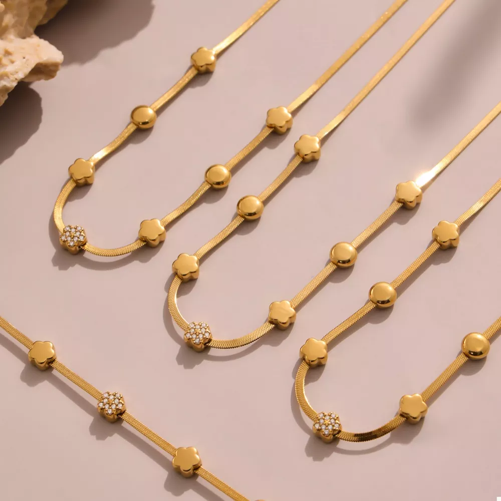 18K Gold-Plated Stainless Steel Zircon Star Moon Necklace
