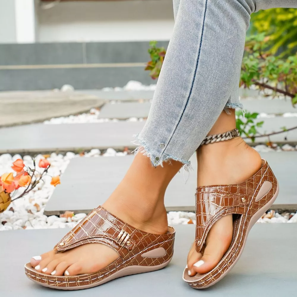 Toe Post Wedge Sandals, image 3