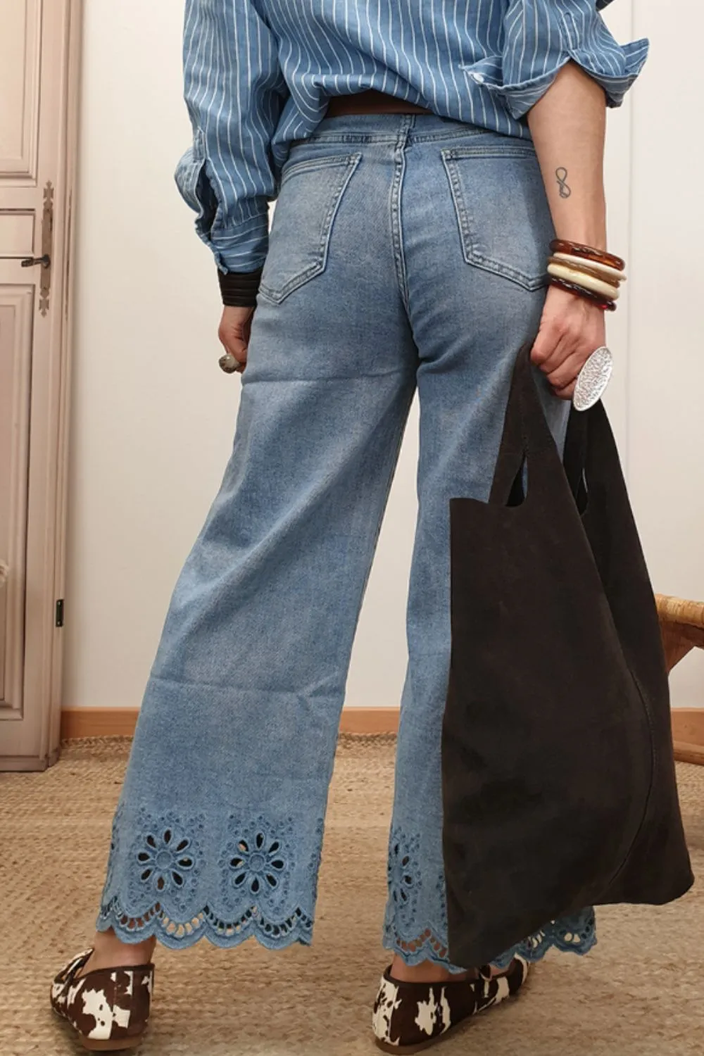 Lace Detail Cropped Wide Leg Jeans, image 3