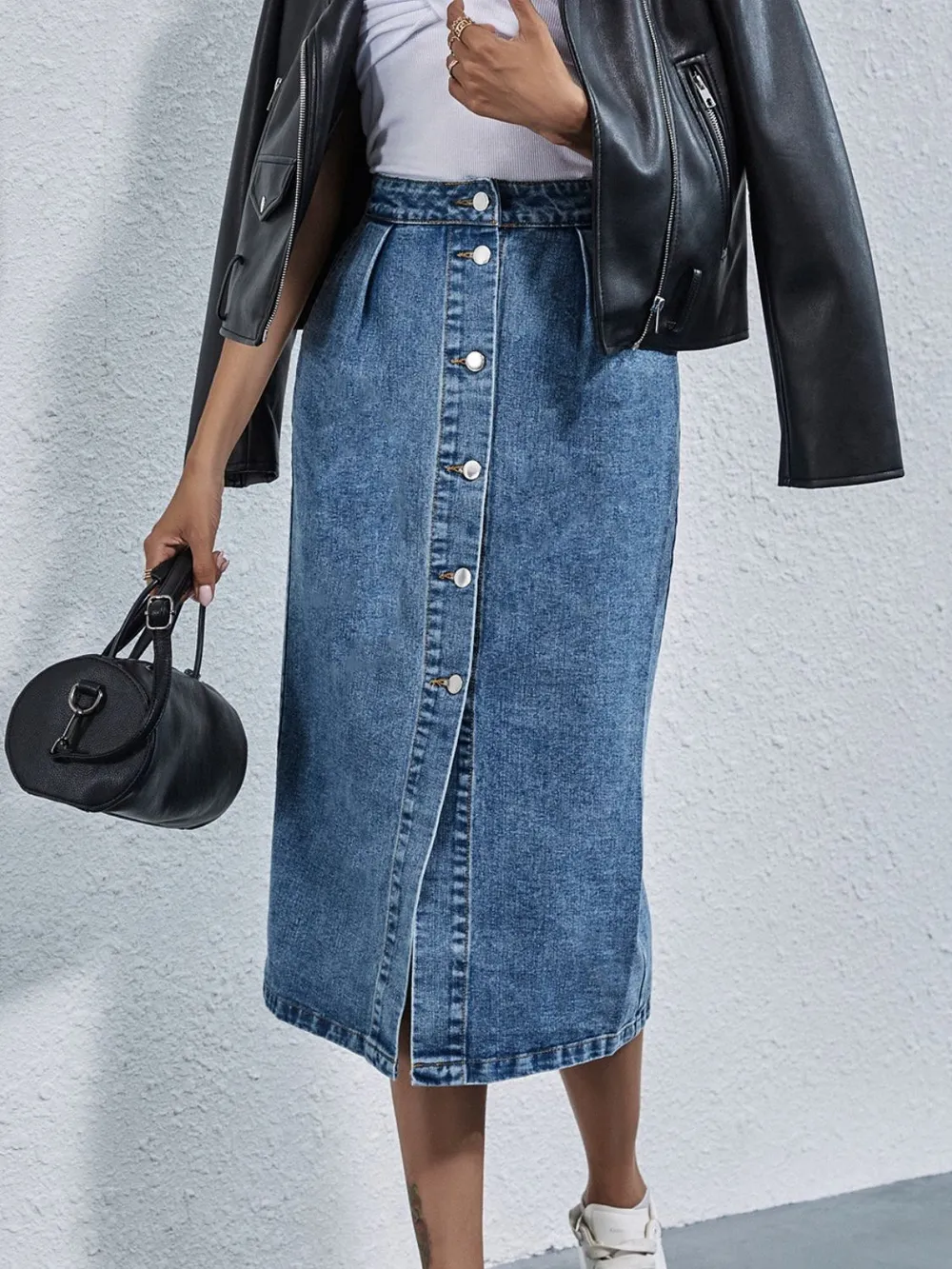 Buttoned Denim Skirt with Pockets, image 2