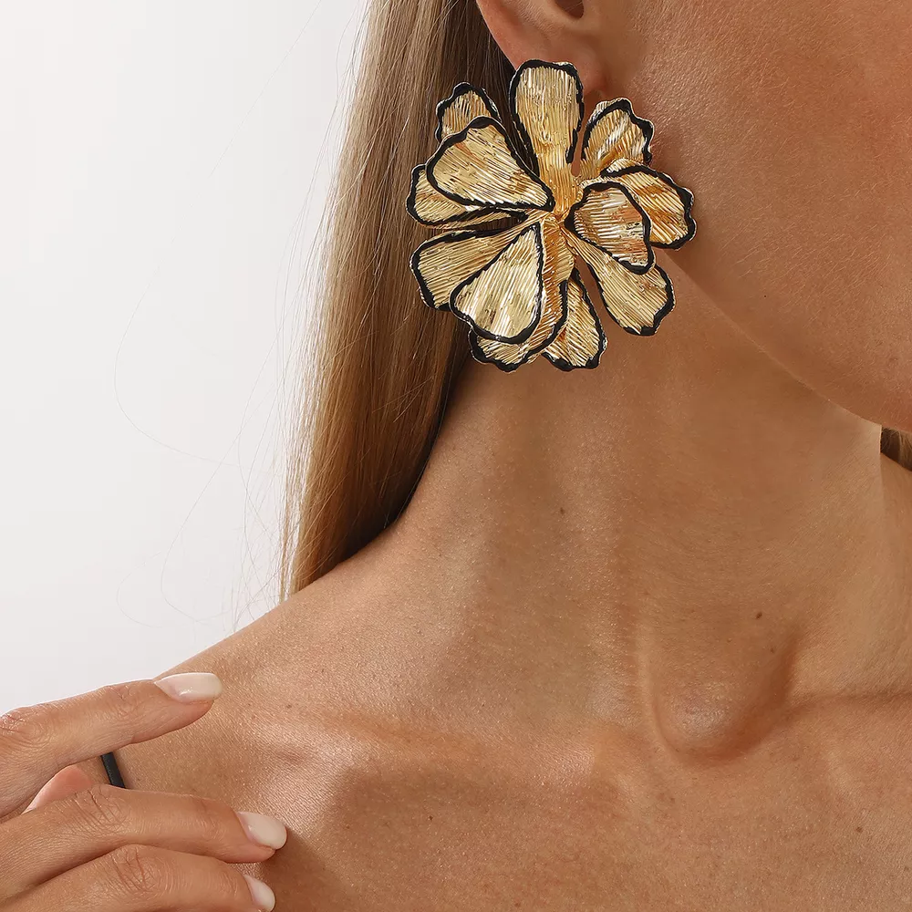 18K Gold-Plated Flower Stud Earrings, image 2