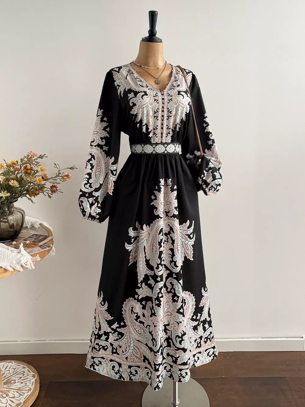 Plus Size Printed V-Neck Balloon Sleeve Dress, image 2