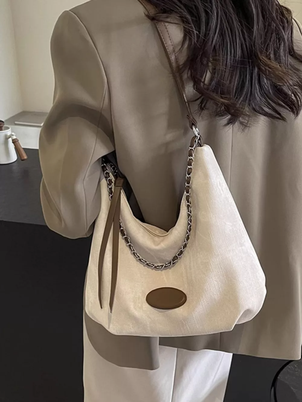 Chain Decor Casual Shoulder Bag, image 5