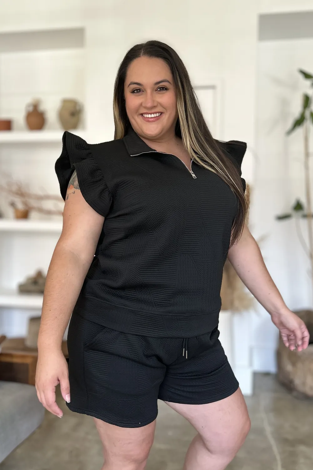 Full Size Texture Flounce Sleeve Top and Shorts Set, image 3